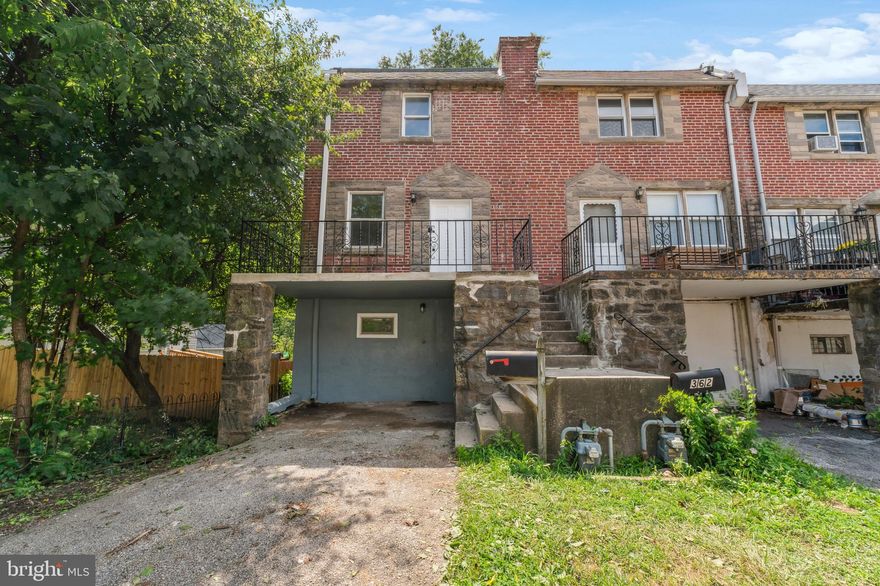WOW...This is the on you have been waiting for! Welcome to 360 Edmonds Ave! This is a 2 bed 1 bath end unit townhome located in the highly desirable Drexelbrook neighborhood of Drexel Hill! The main level features a large living room, lovely dining room and stunning kitchen! The second level has 2 generously sized bedrooms and a beautiful full bathroom.  The walk out basement has been finished and could be used as a 3rd bedroom or just additional living / storage space. Out back is a brand new deck that looks over the private backyard! This home has so much to offer and will not last long! Schedule your showing today!