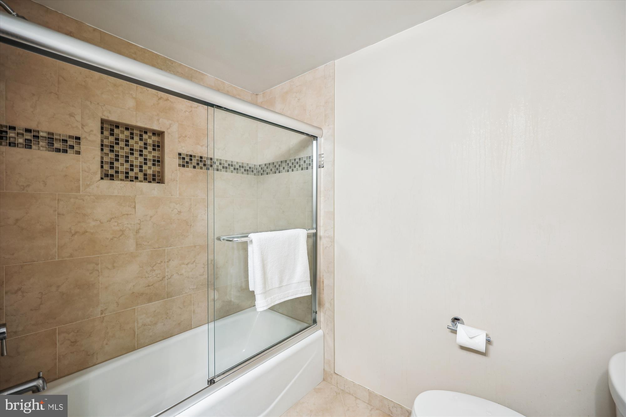 FALLSWOOD - Residential