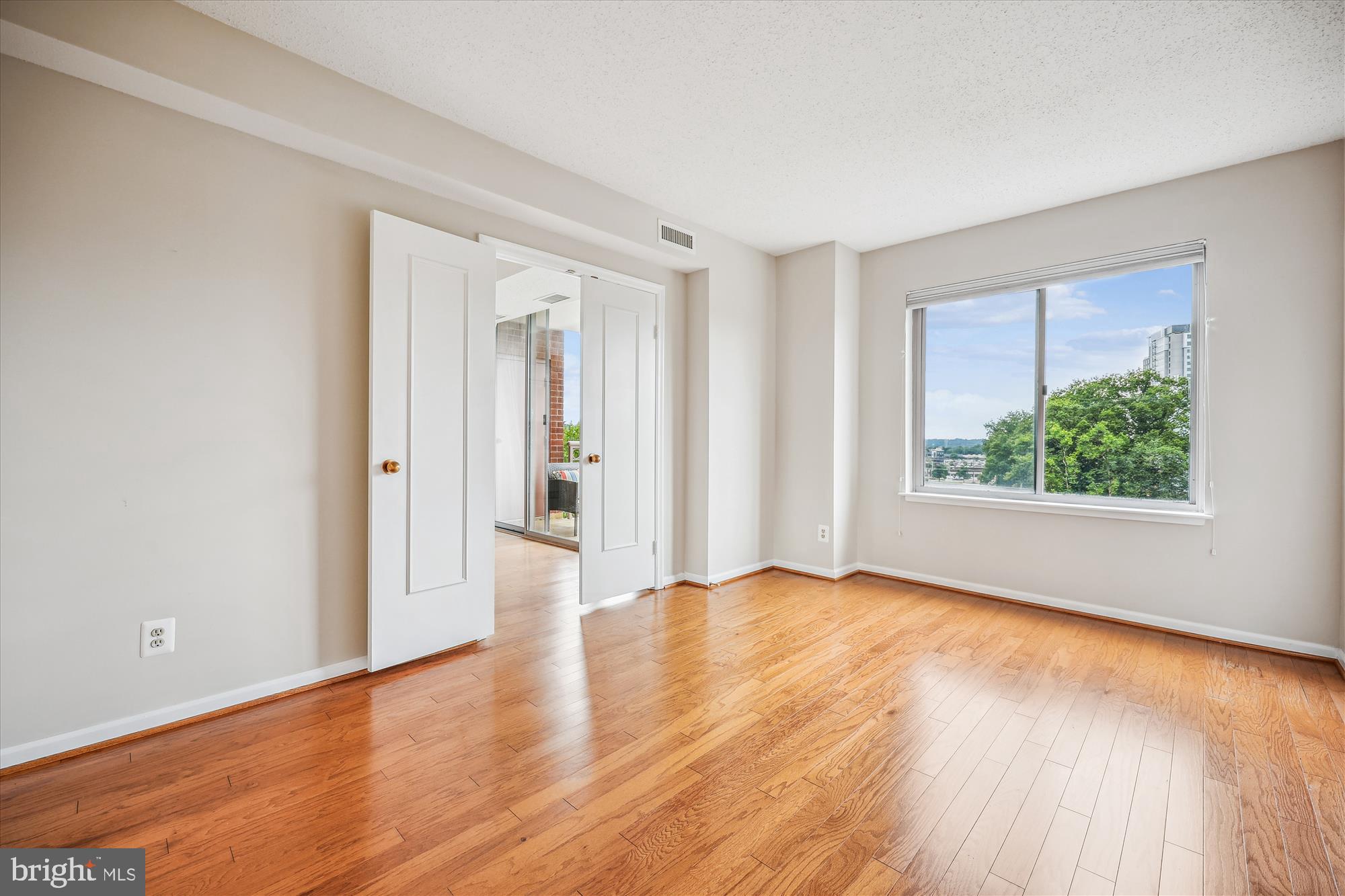 FALLSWOOD - Residential