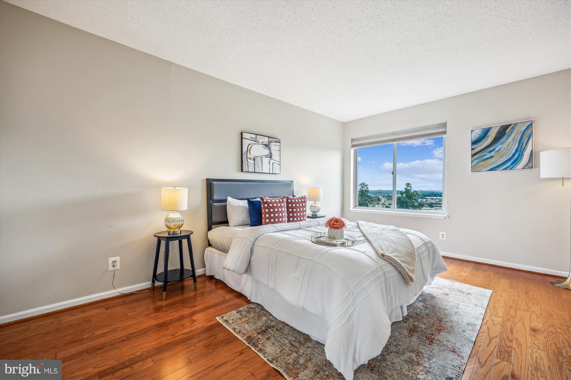 FALLSWOOD - Residential