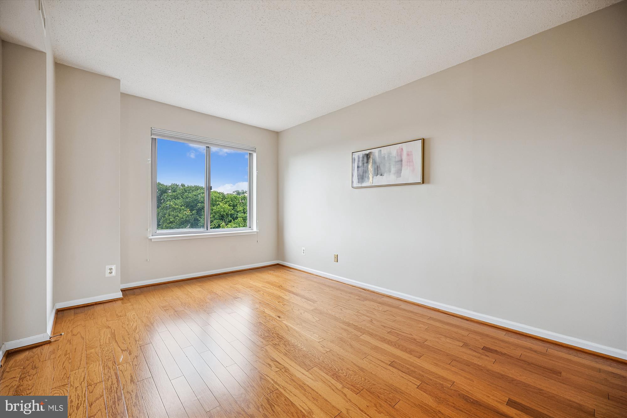 FALLSWOOD - Residential