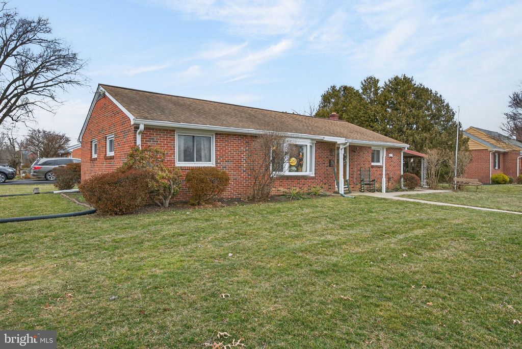 Photo of 1211 Central Avenue, COLUMBIA, PA 17512 (MLS # PALA2083738)