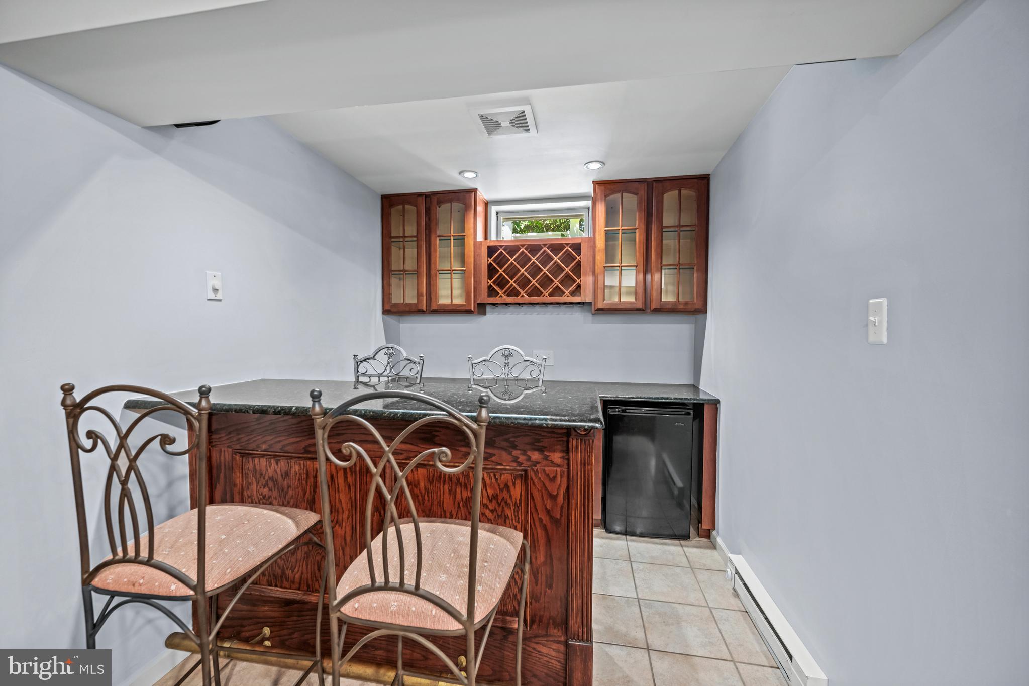 ROCKBURN TOWNSHP - Residential
