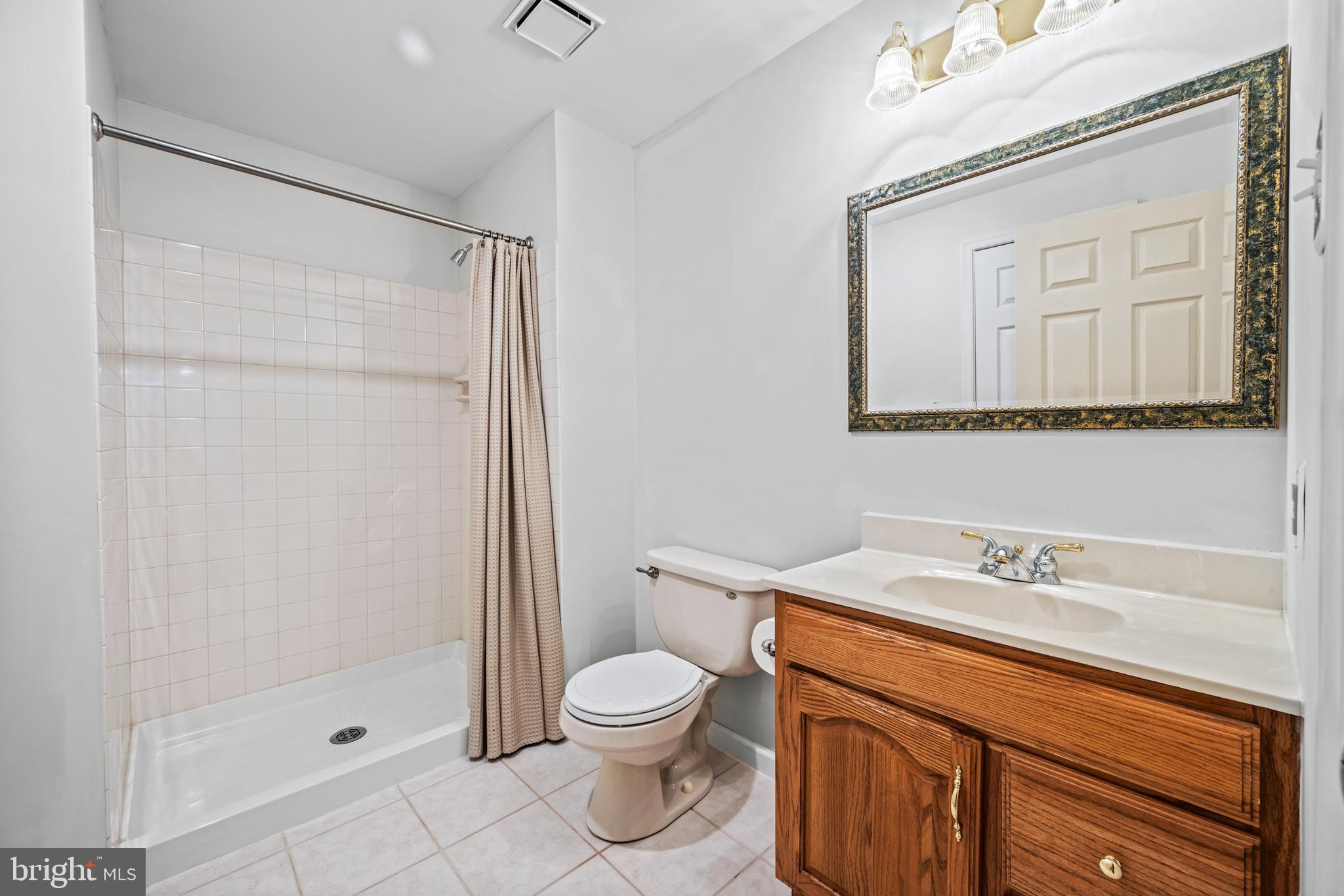ROCKBURN TOWNSHP - Residential