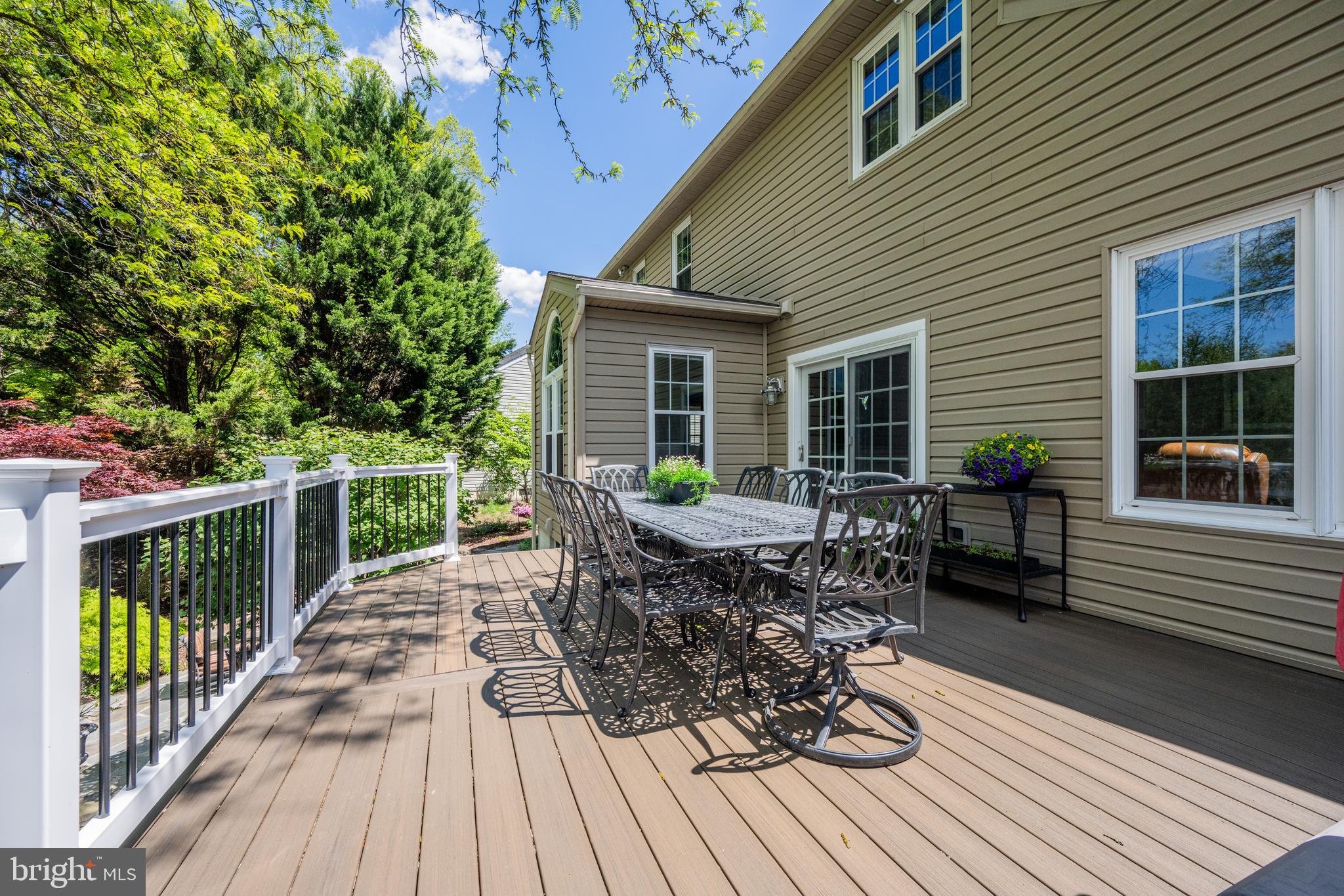 ROCKBURN TOWNSHP - Residential