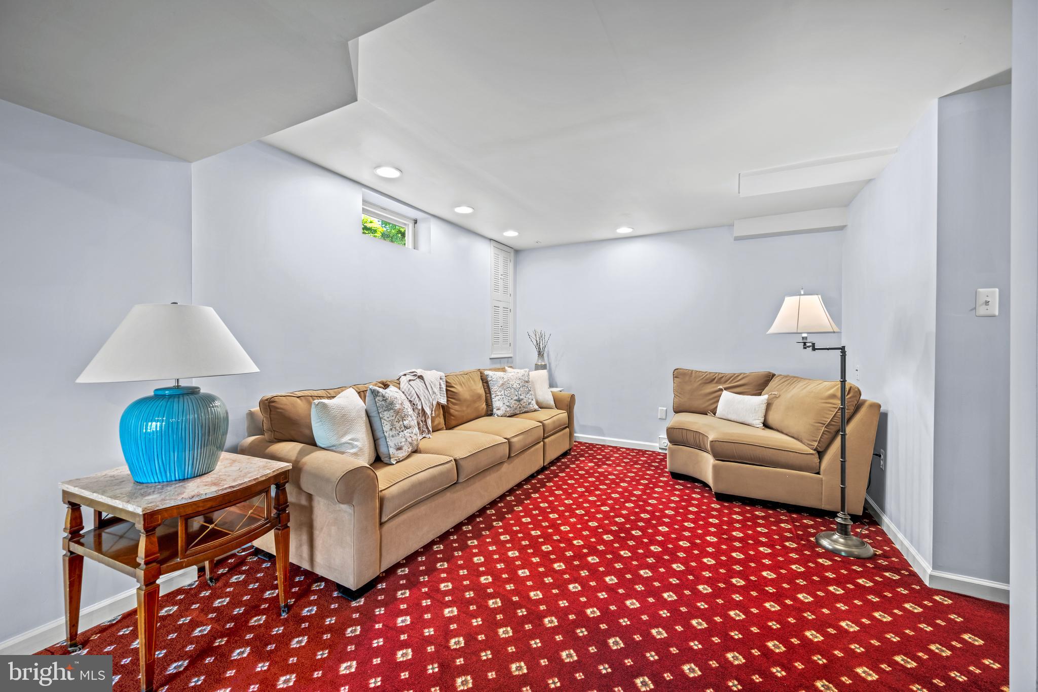ROCKBURN TOWNSHP - Residential