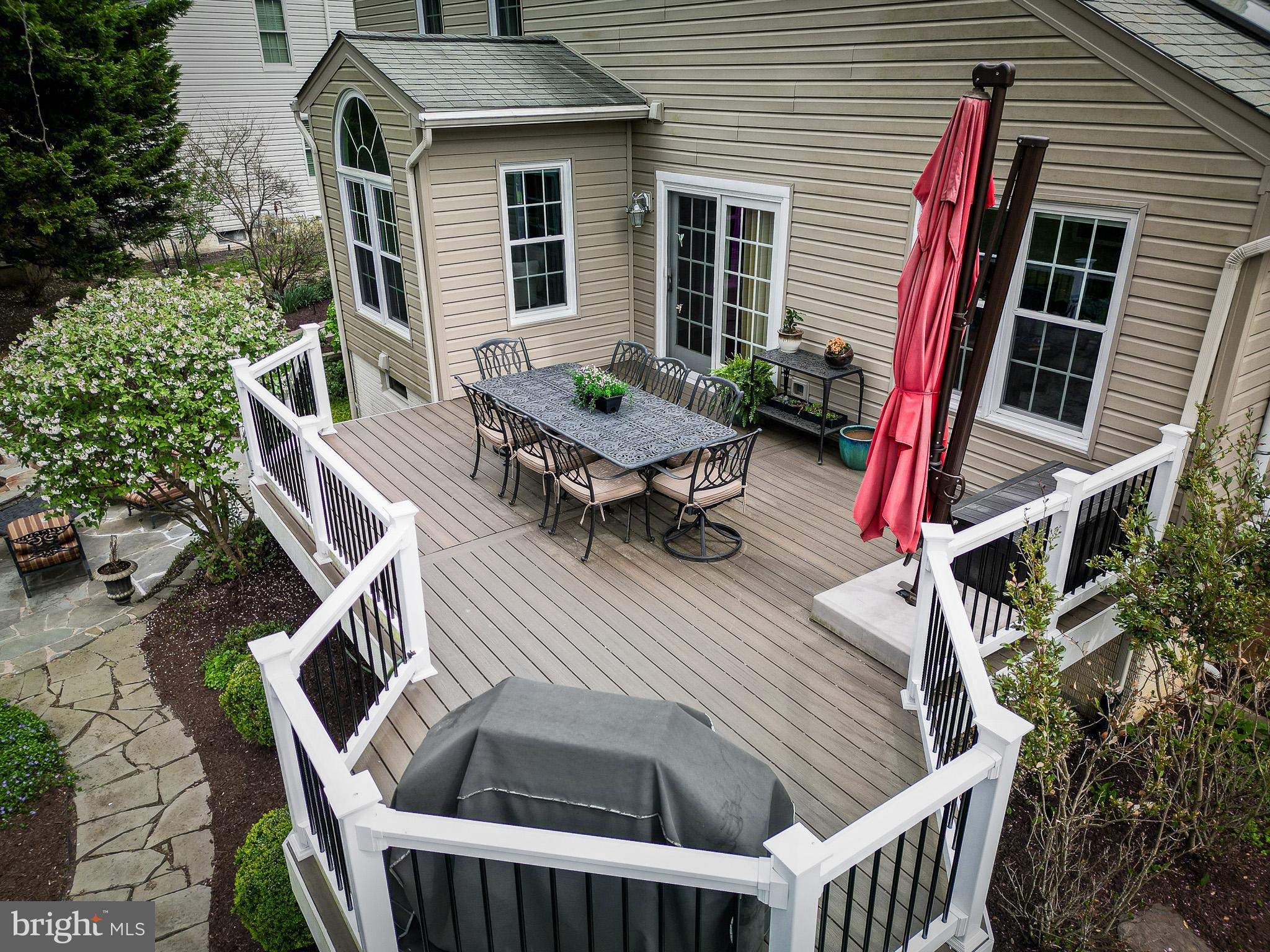 ROCKBURN TOWNSHP - Residential