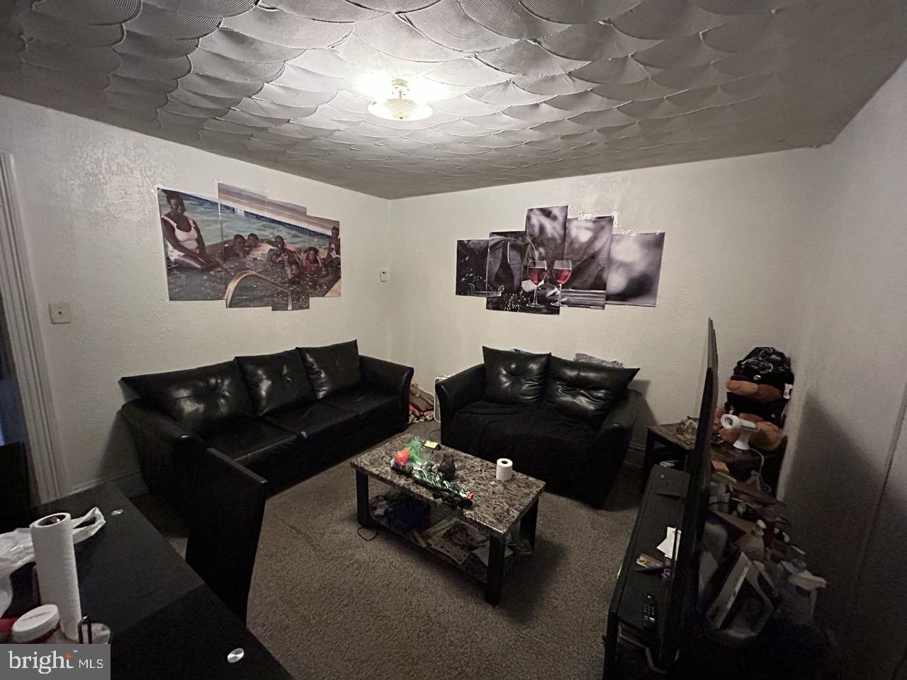 YORK CITY - Residential Income