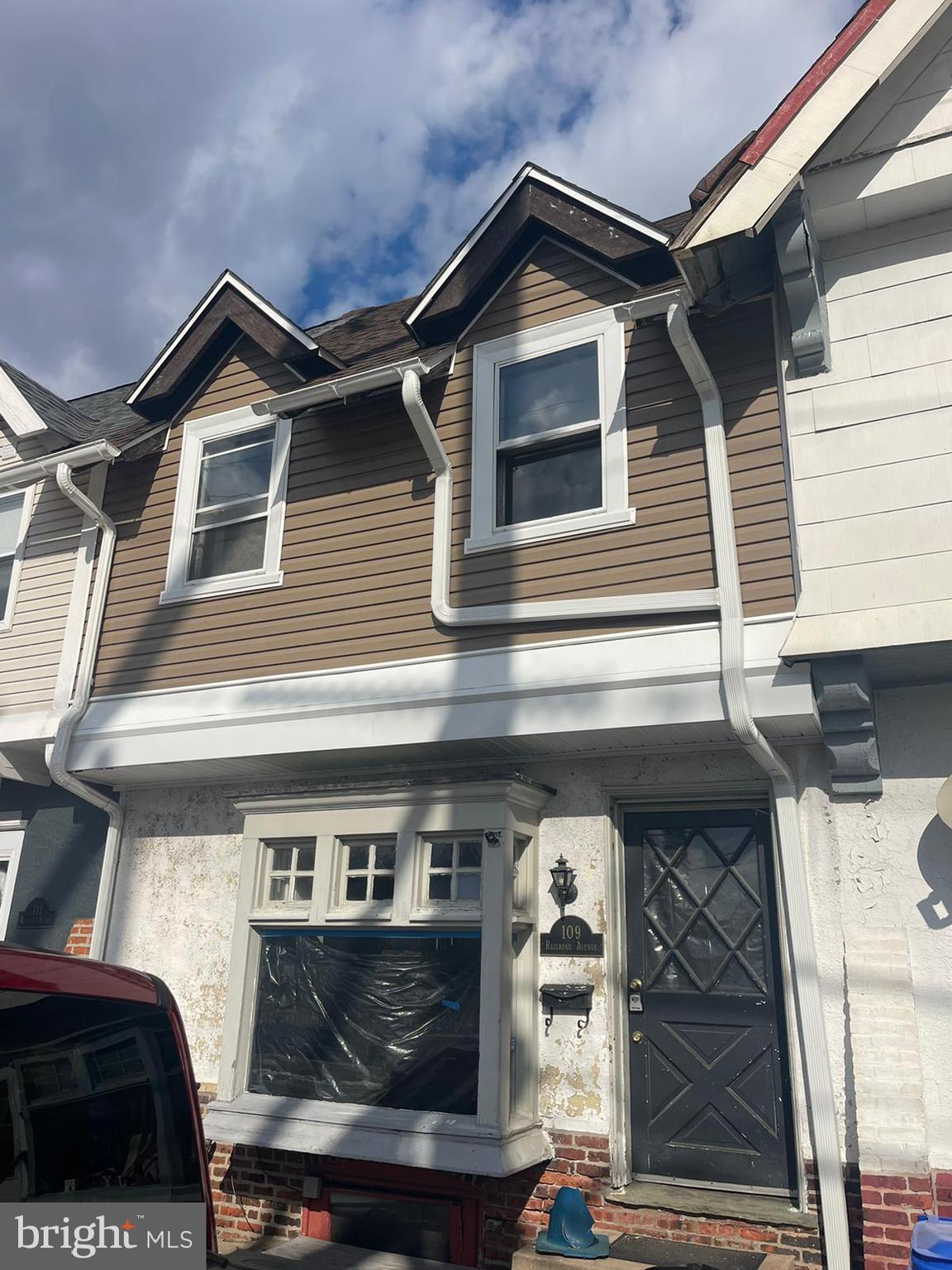 GLENSIDE - Residential