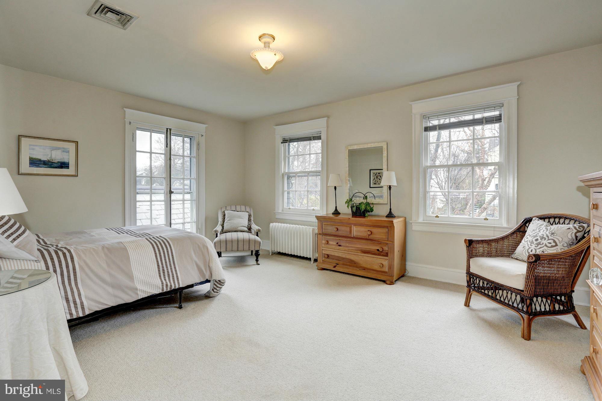 CHEVY CHASE - Residential