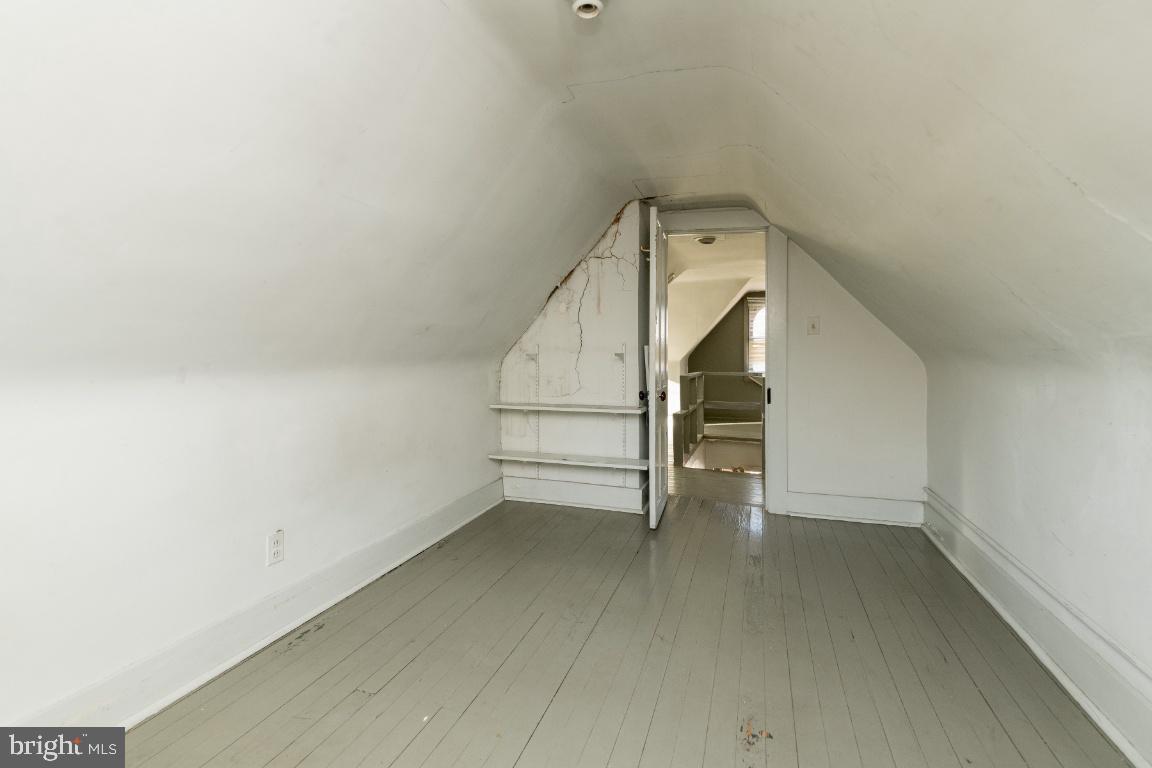 OLD HOMELAND - Residential