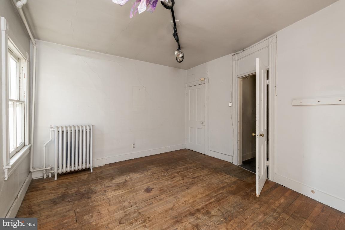 OLD HOMELAND - Residential