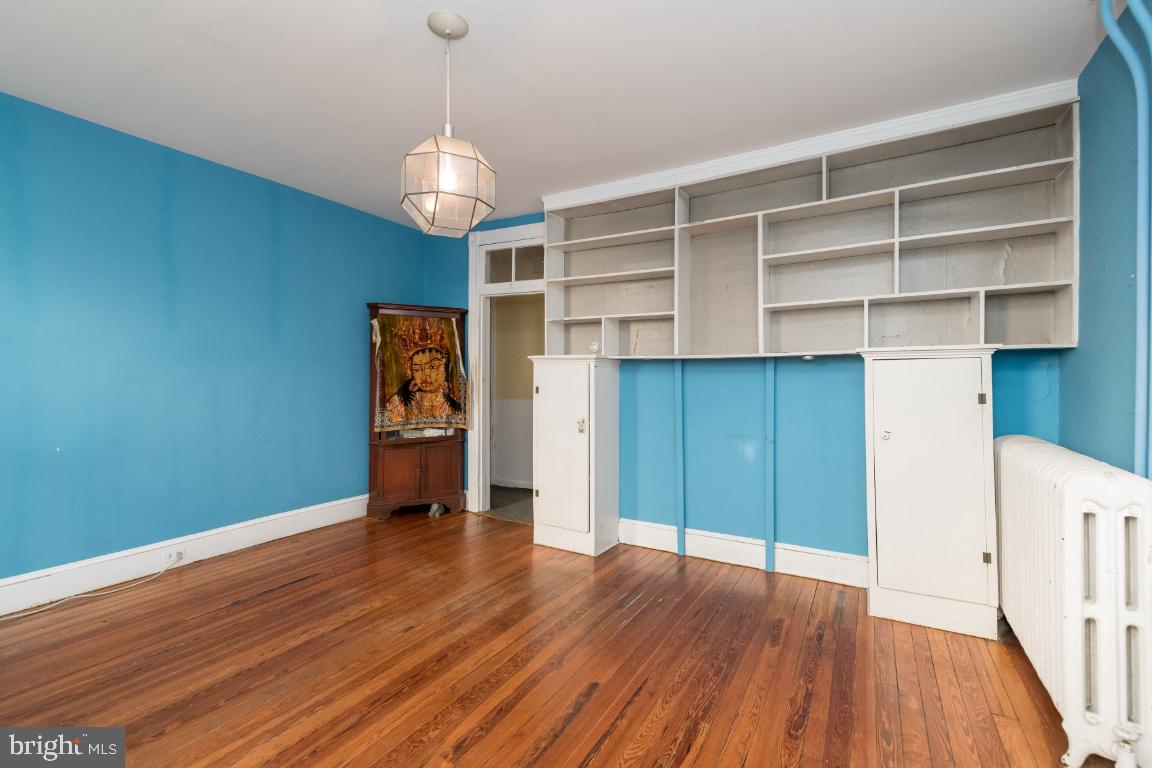 OLD HOMELAND - Residential