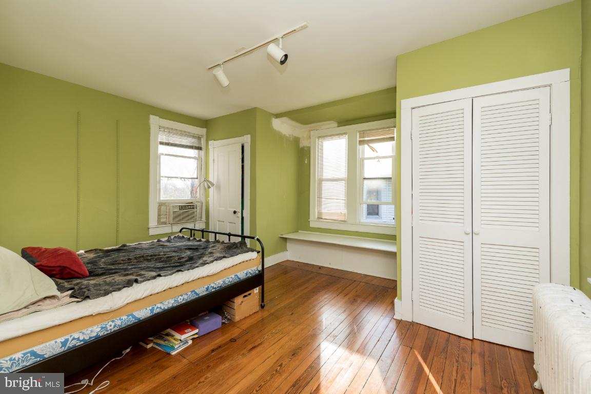 OLD HOMELAND - Residential