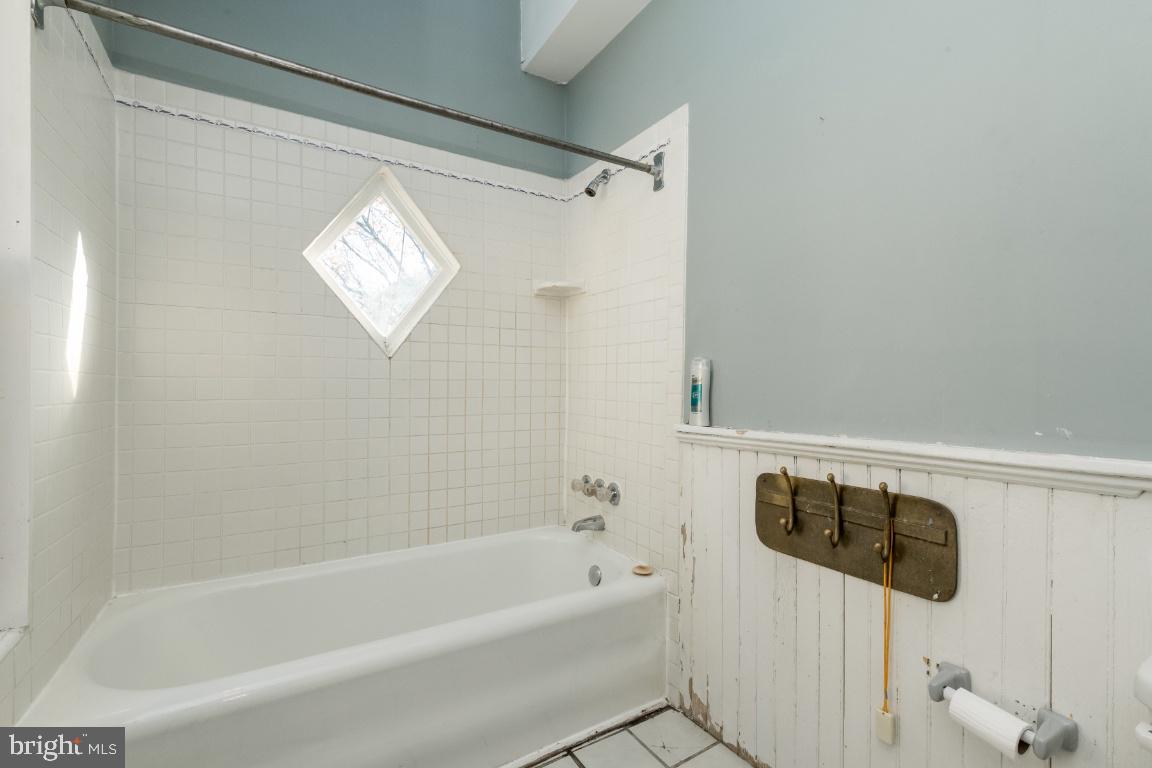 OLD HOMELAND - Residential