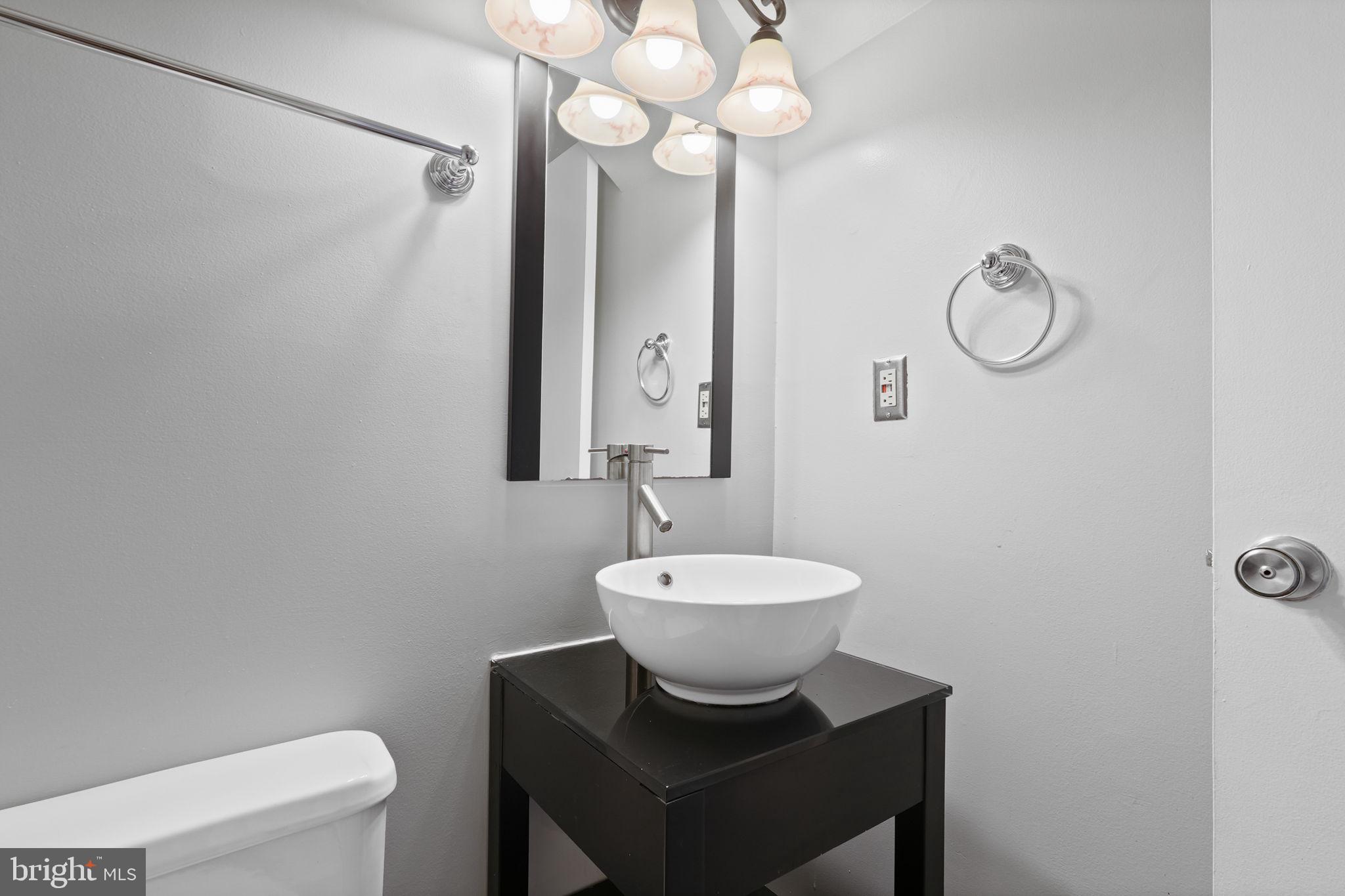 SHANNON STATION - Residential Lease