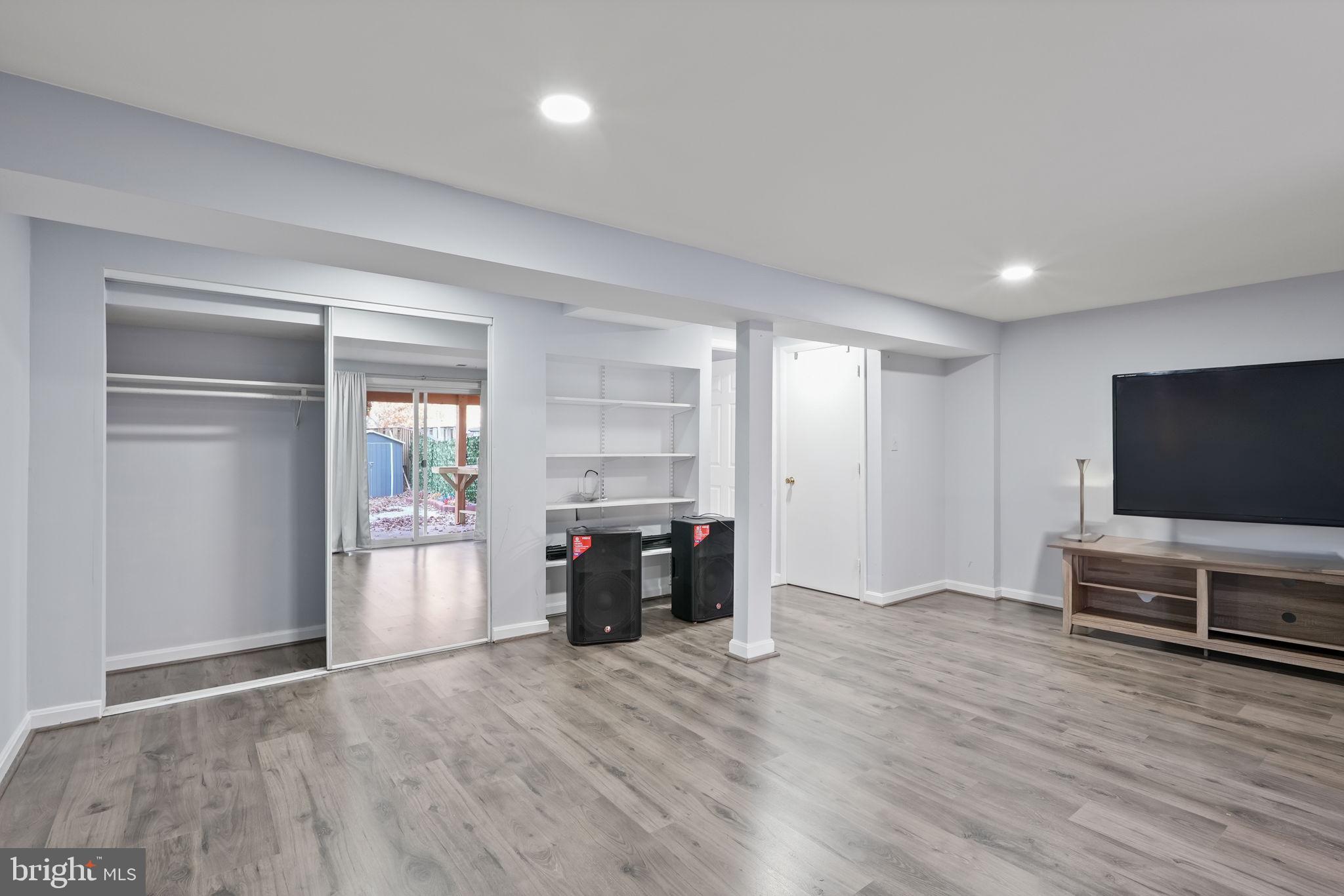 SHANNON STATION - Residential Lease