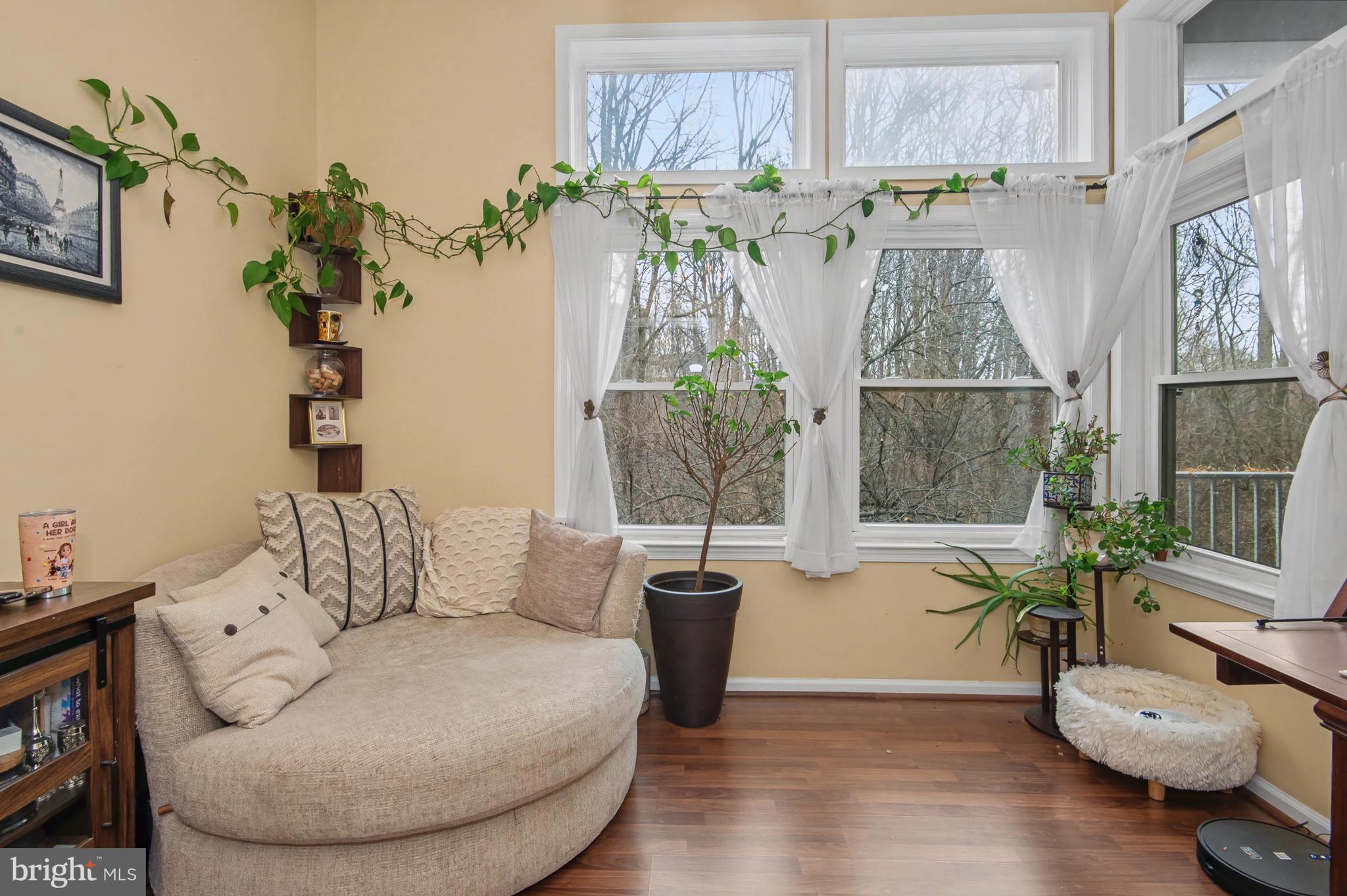 BIRCH POINTE - Residential