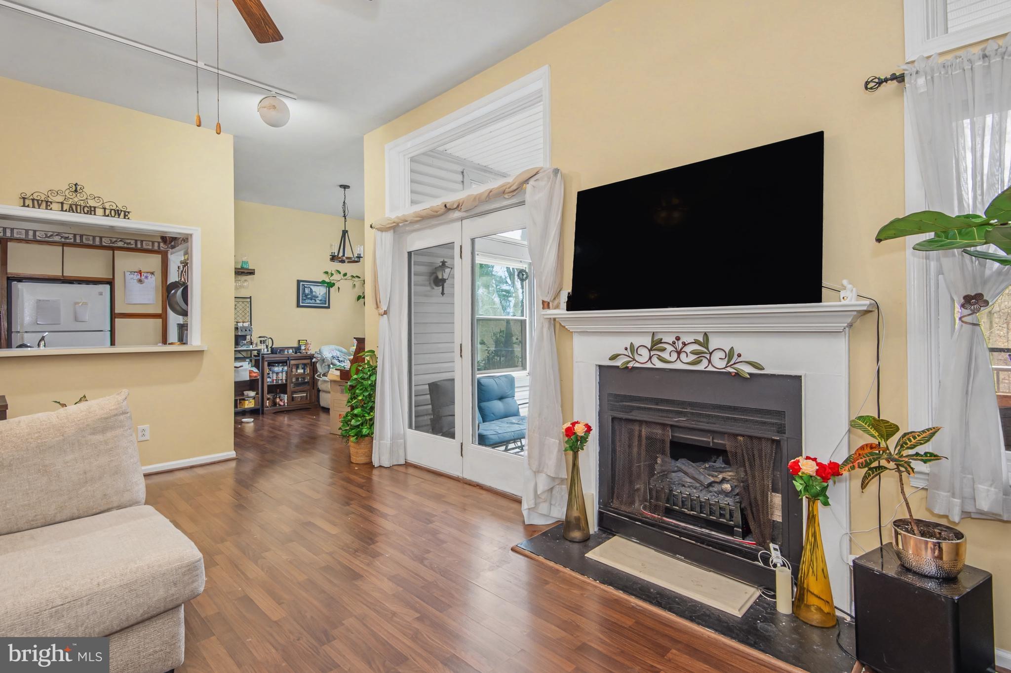 BIRCH POINTE - Residential