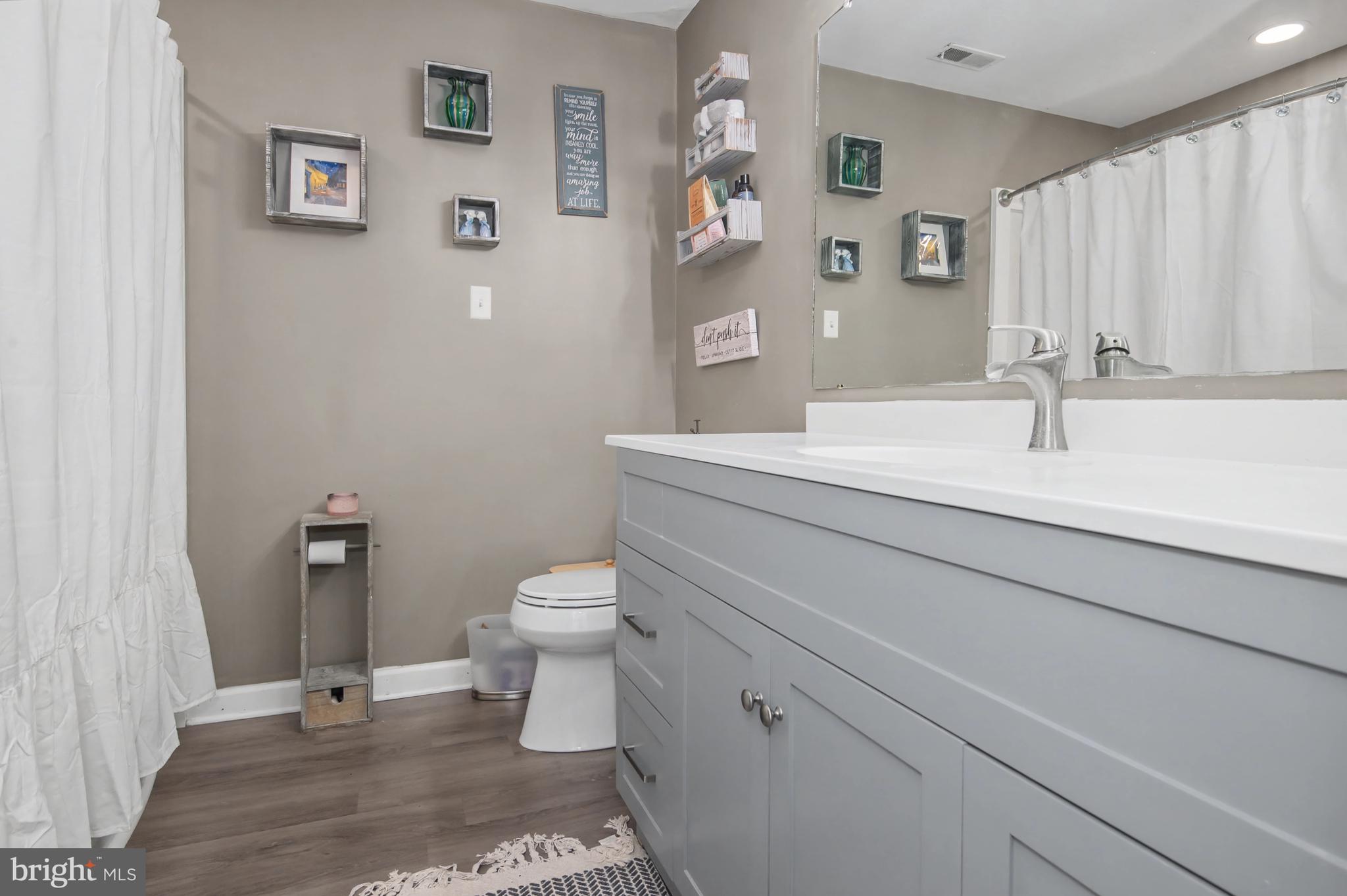 BIRCH POINTE - Residential