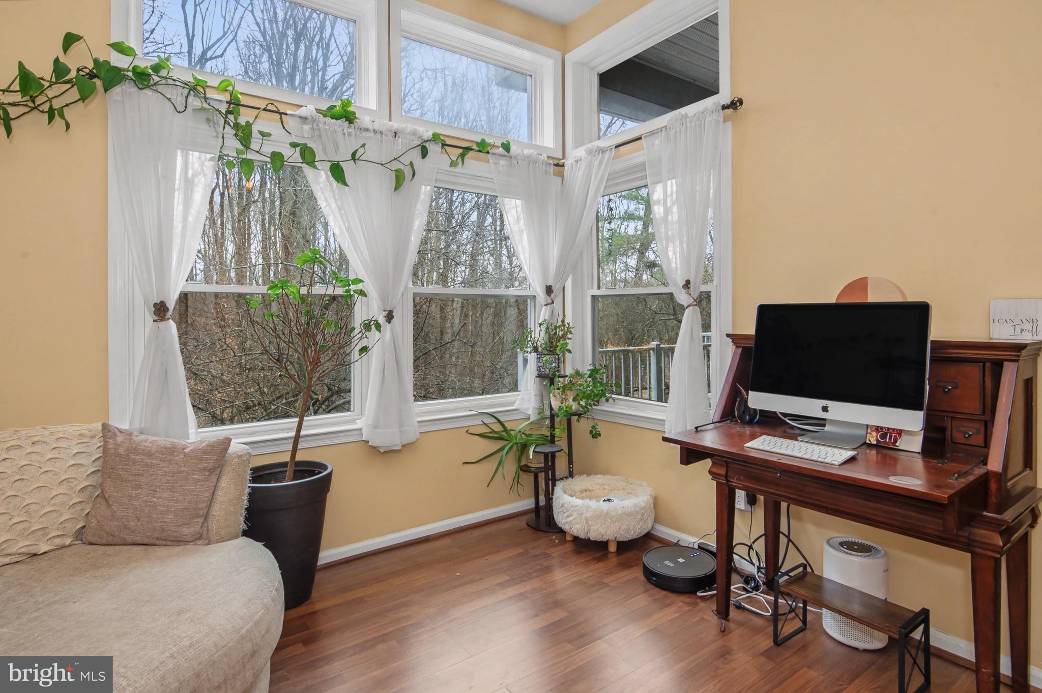 BIRCH POINTE - Residential