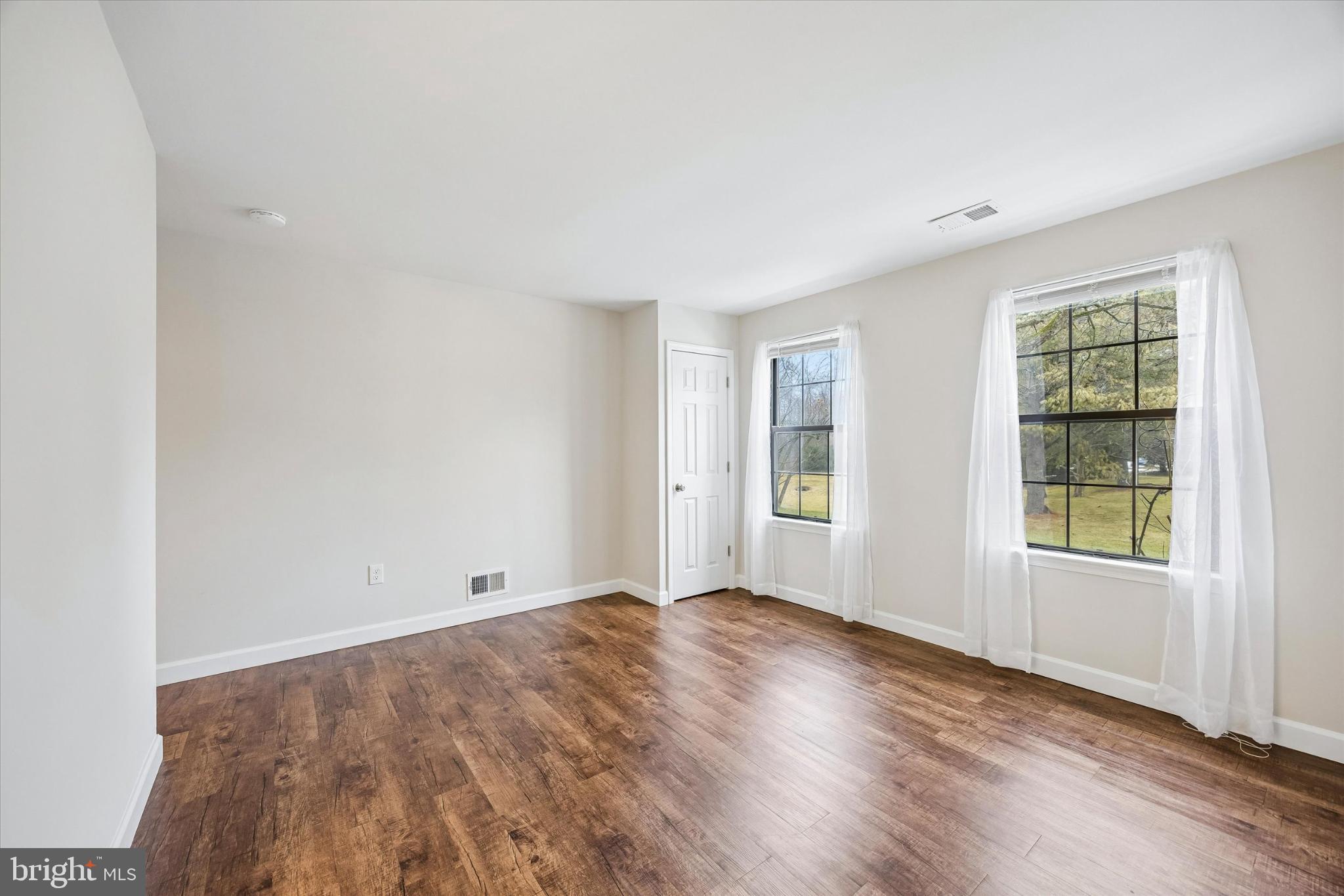 HAMPTON GREENS - Residential