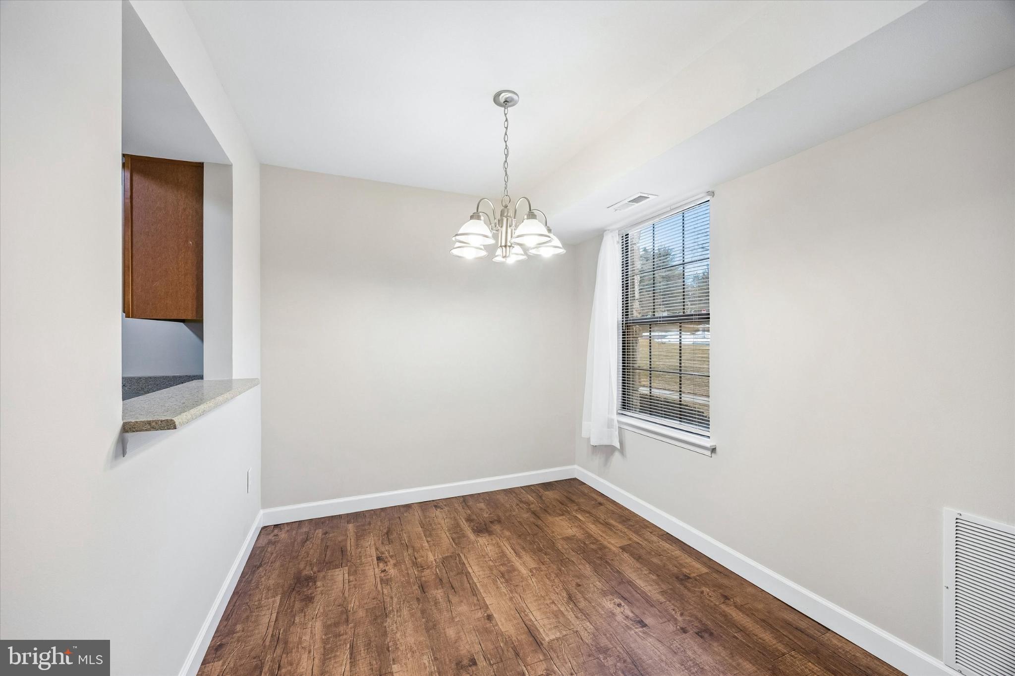 HAMPTON GREENS - Residential