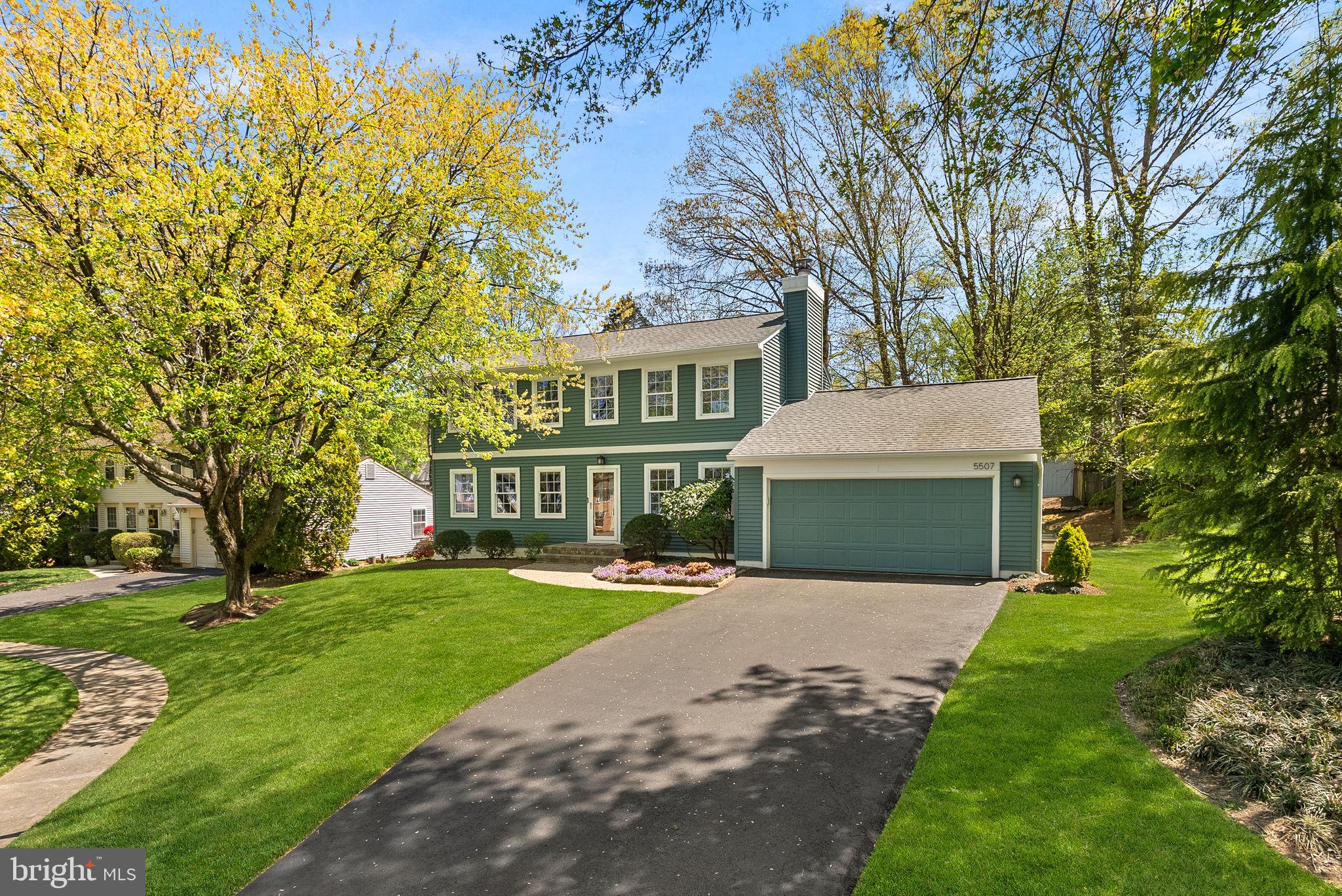 FAIRFAX CLUB ESTATES - Residential