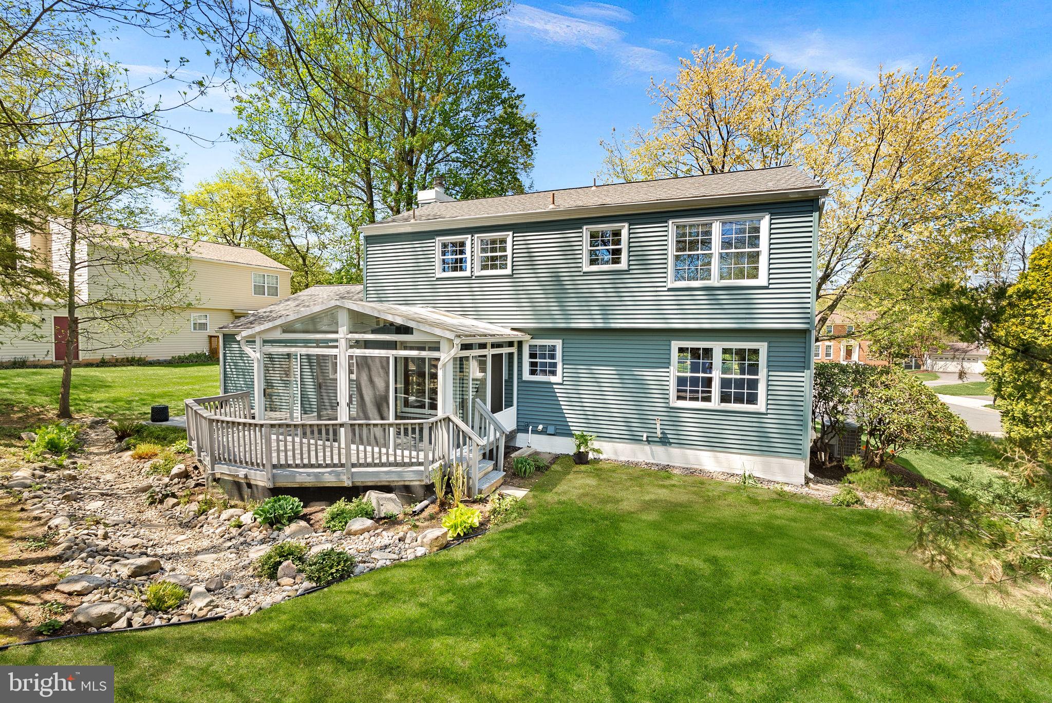 FAIRFAX CLUB ESTATES - Residential