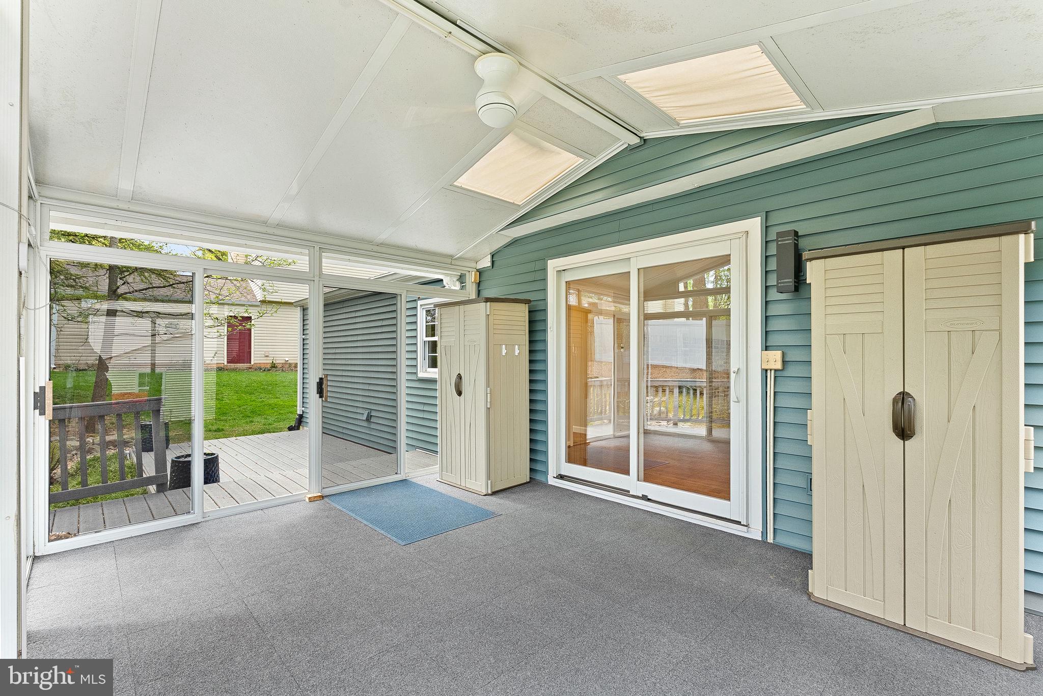 FAIRFAX CLUB ESTATES - Residential