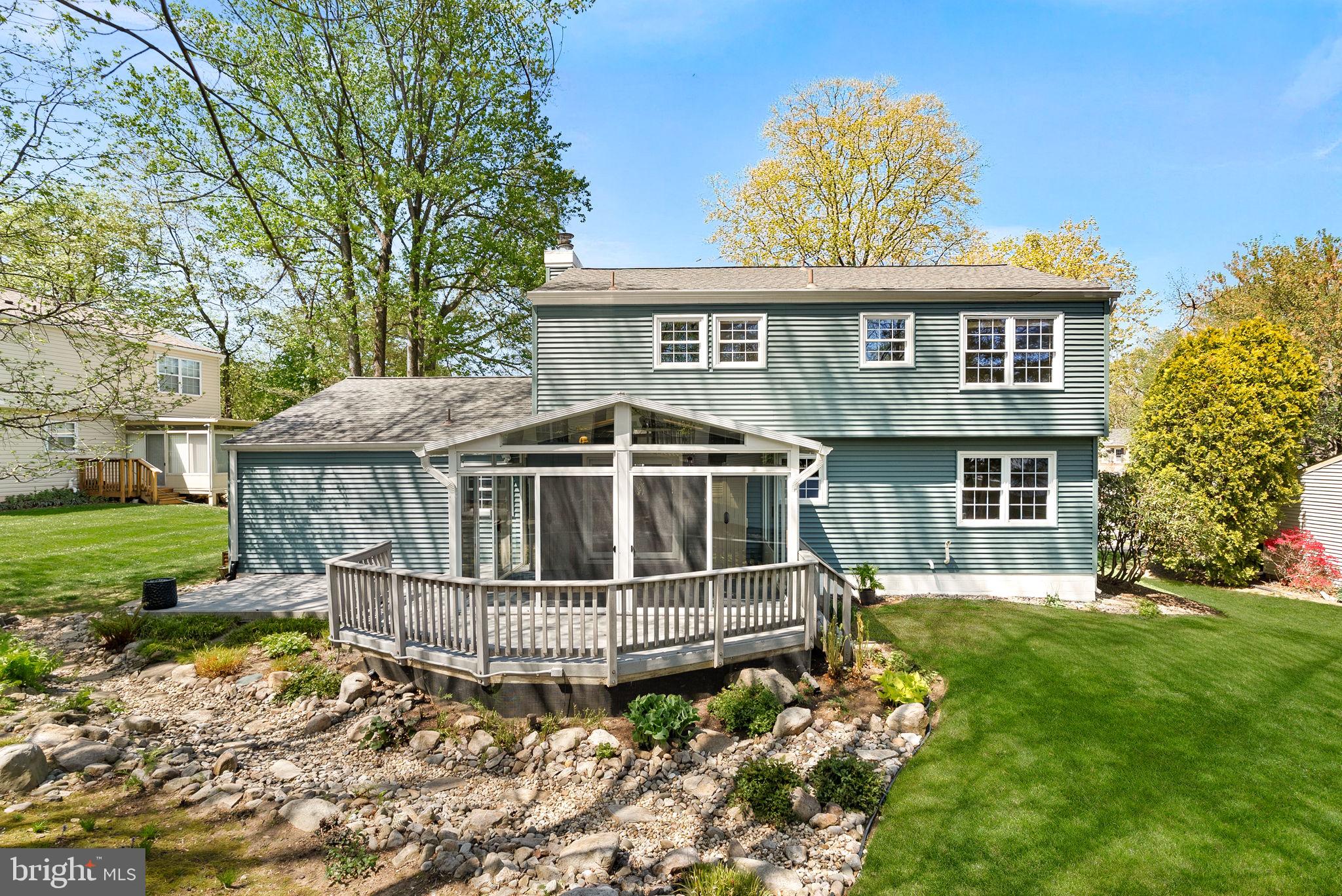 FAIRFAX CLUB ESTATES - Residential