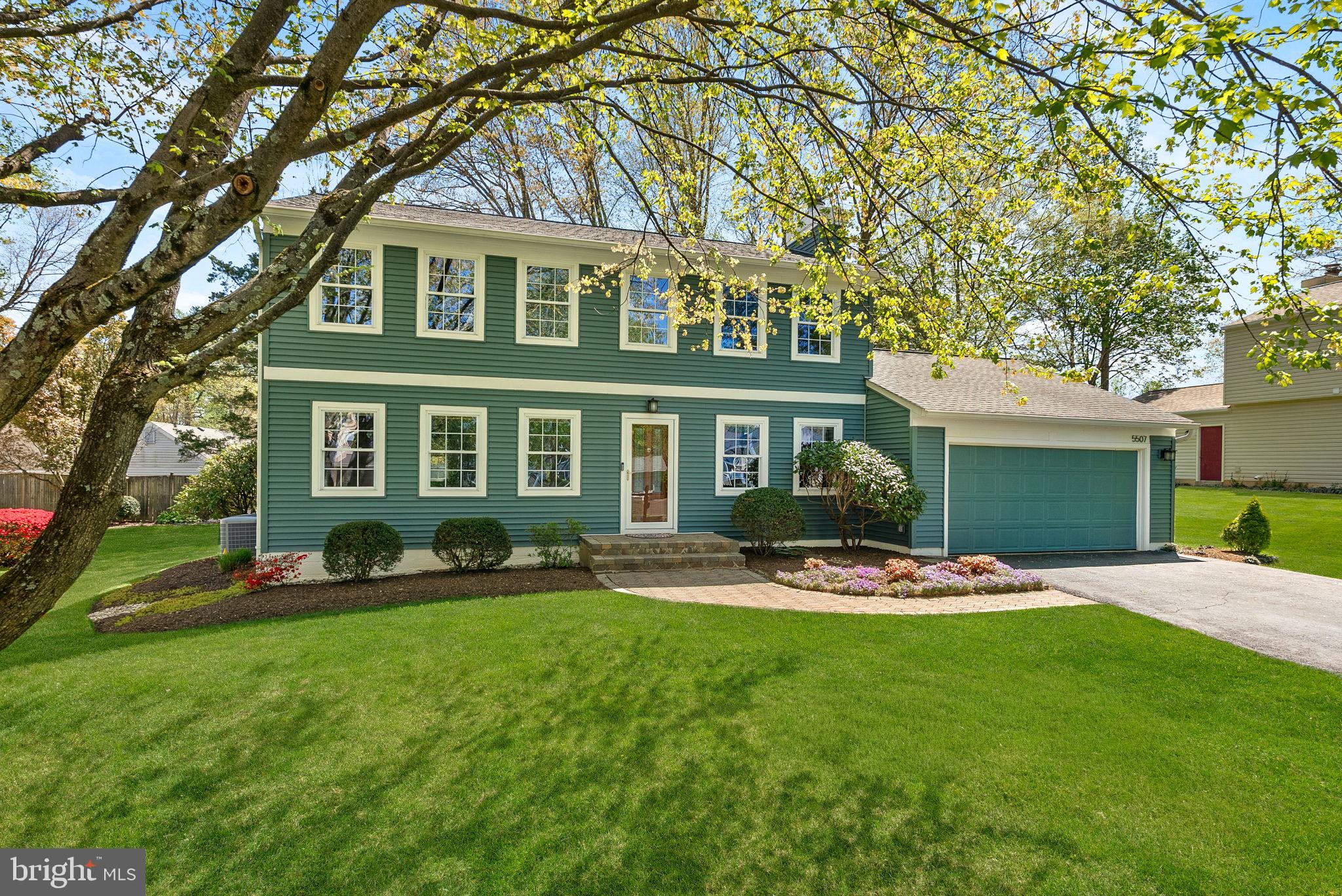 FAIRFAX CLUB ESTATES - Residential