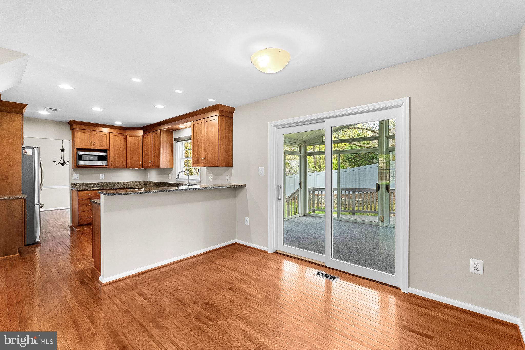 FAIRFAX CLUB ESTATES - Residential