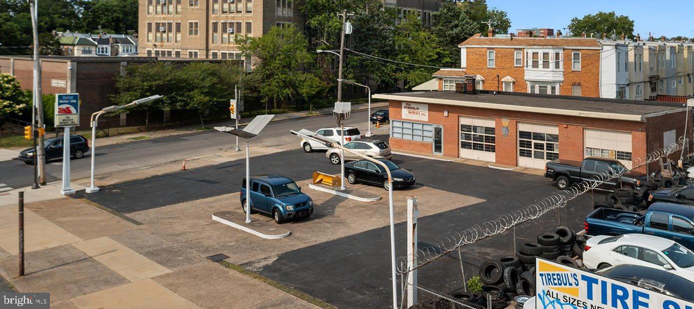 OGONTZ - Commercial Sale