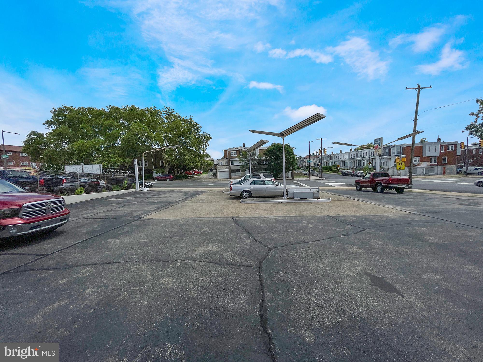 OGONTZ - Commercial Sale