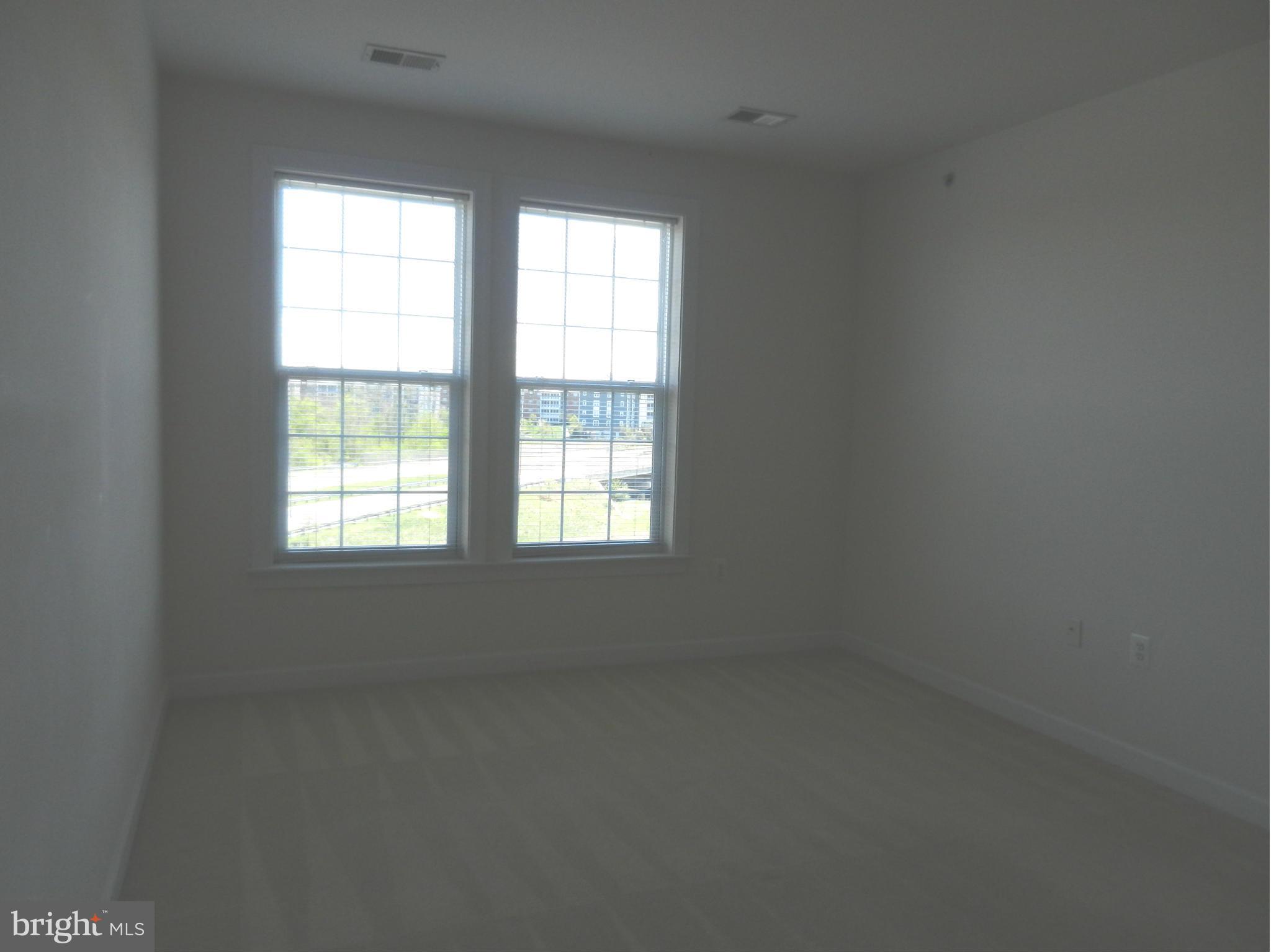 K HOVNANIAN FOUR SEASONS - Residential Lease