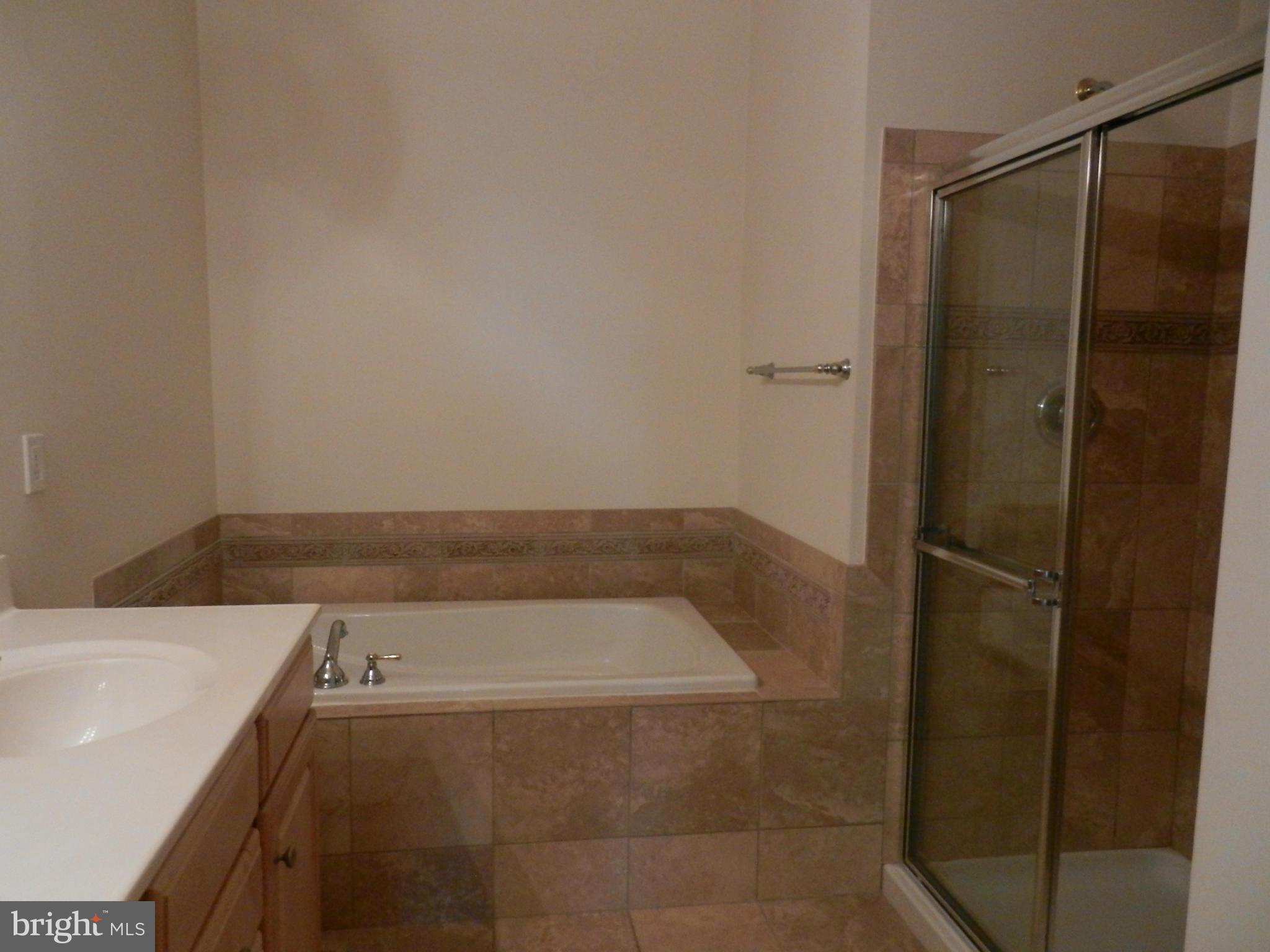 K HOVNANIAN FOUR SEASONS - Residential Lease