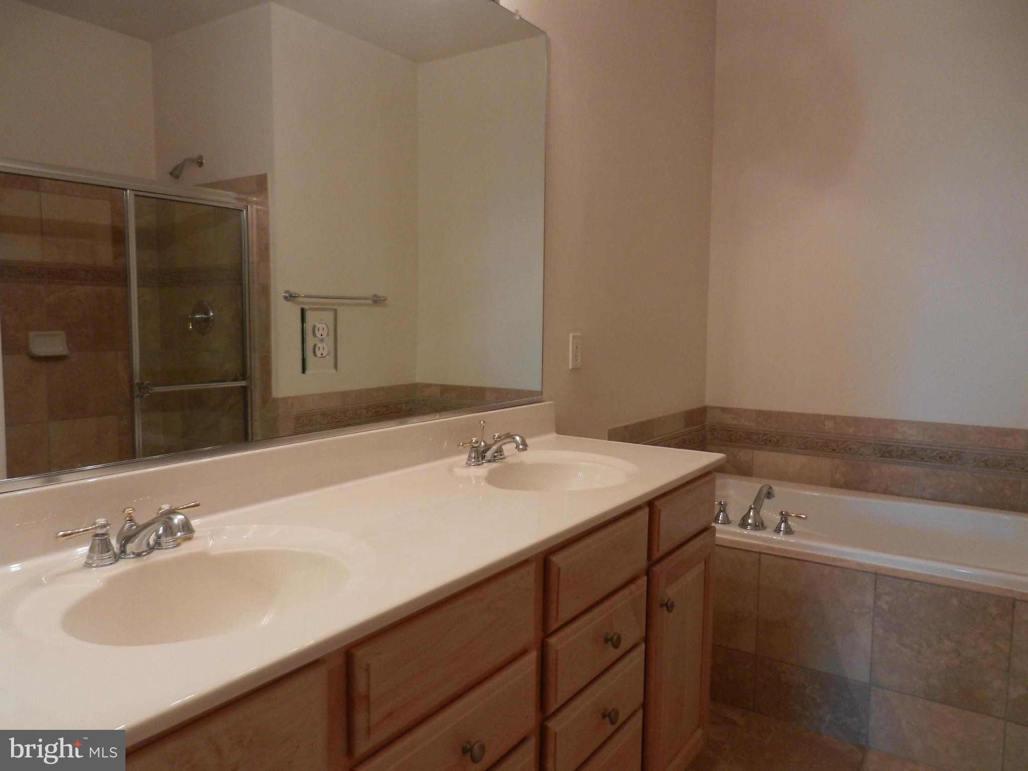 K HOVNANIAN FOUR SEASONS - Residential Lease