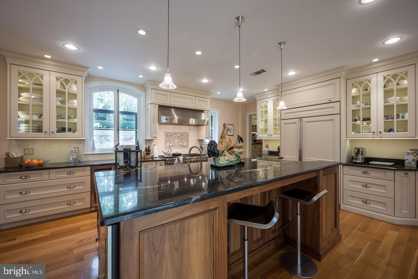 SPRING MILL - Residential
