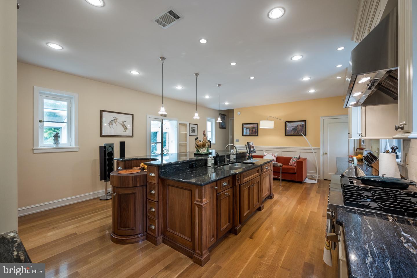 SPRING MILL - Residential