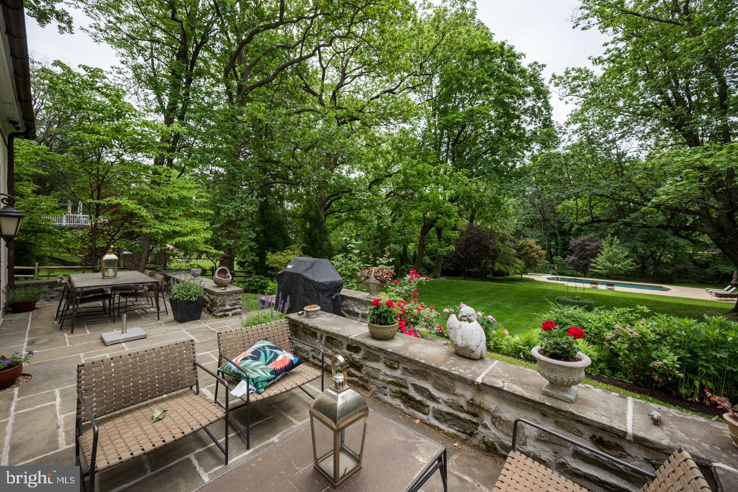 SPRING MILL - Residential