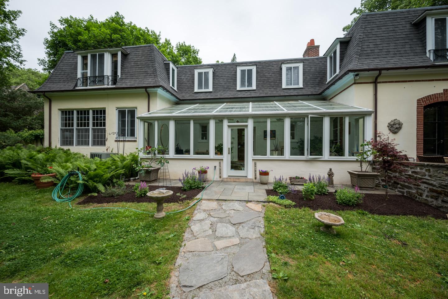 SPRING MILL - Residential
