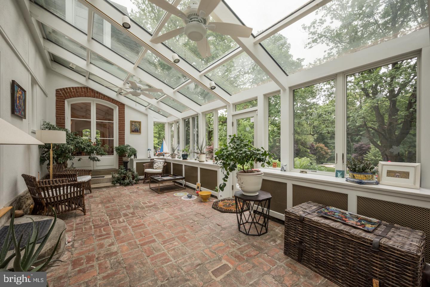 SPRING MILL - Residential