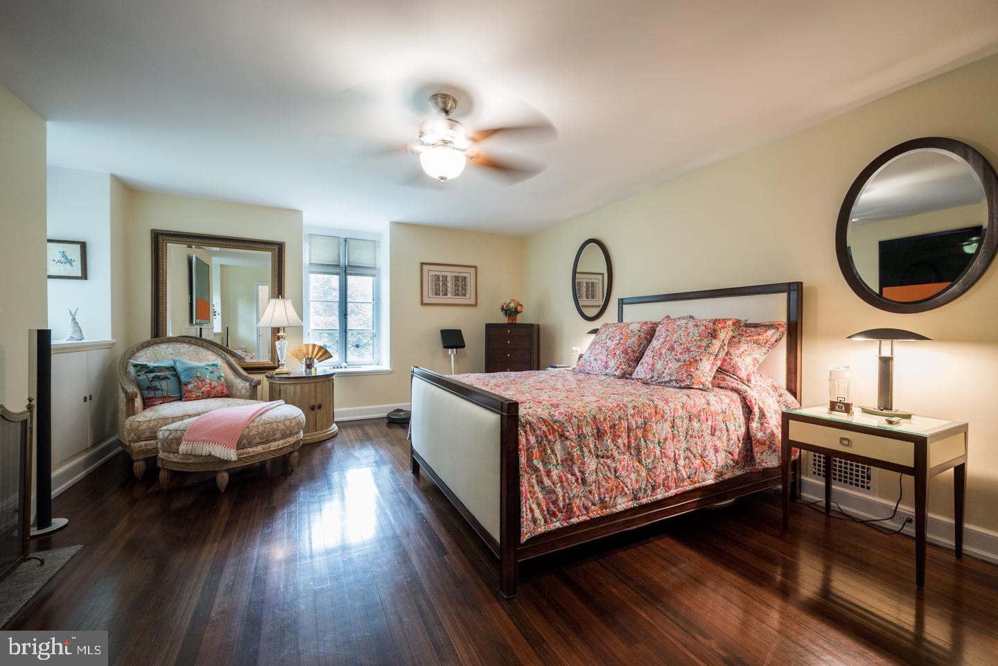 SPRING MILL - Residential