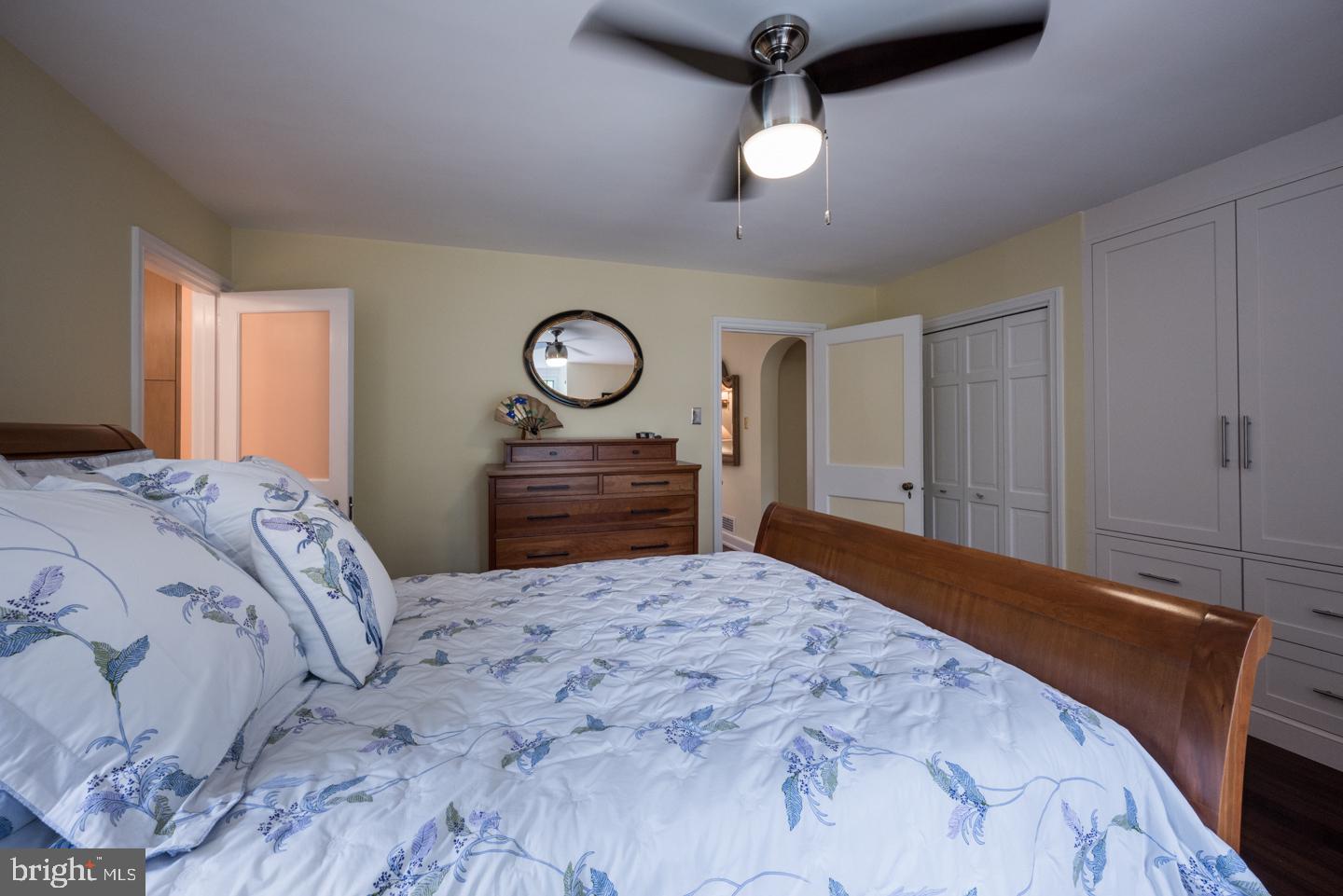 SPRING MILL - Residential