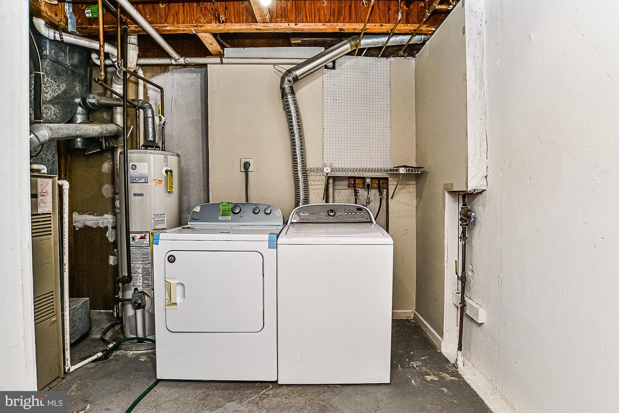 OLD BRIDGE ESTATES - Residential