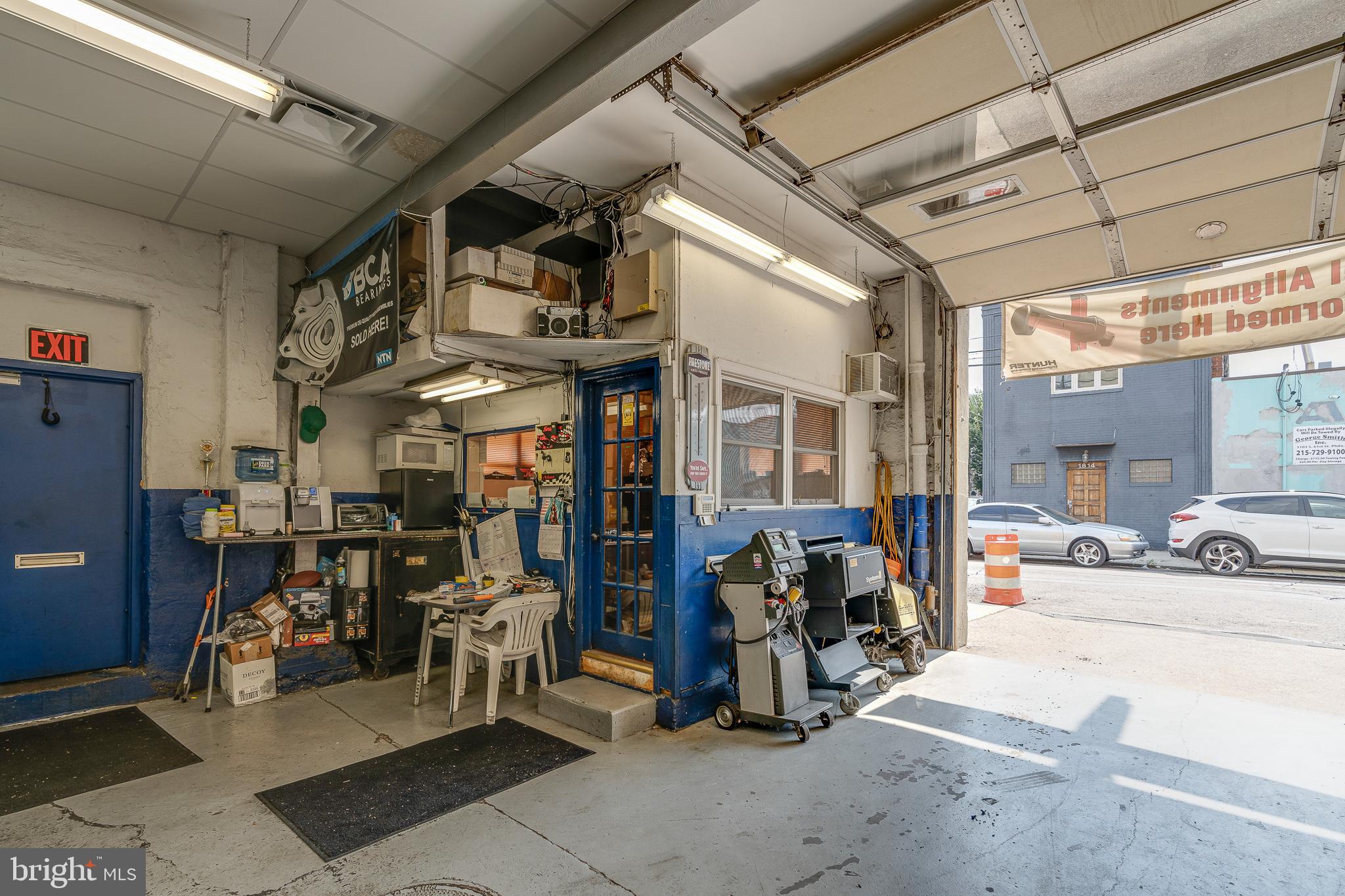 NEWBOLD - Commercial Sale