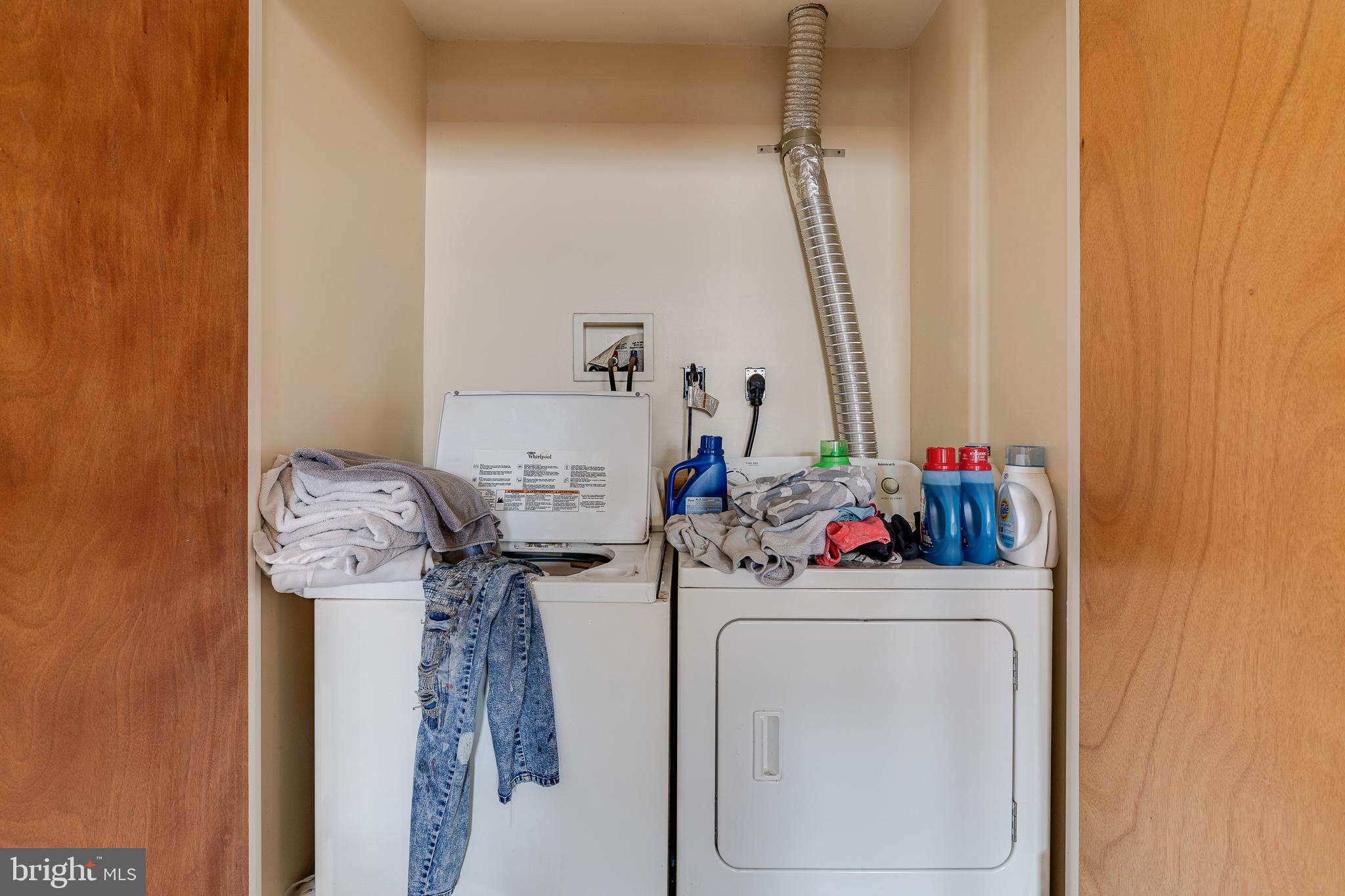 NEWBOLD - Commercial Sale