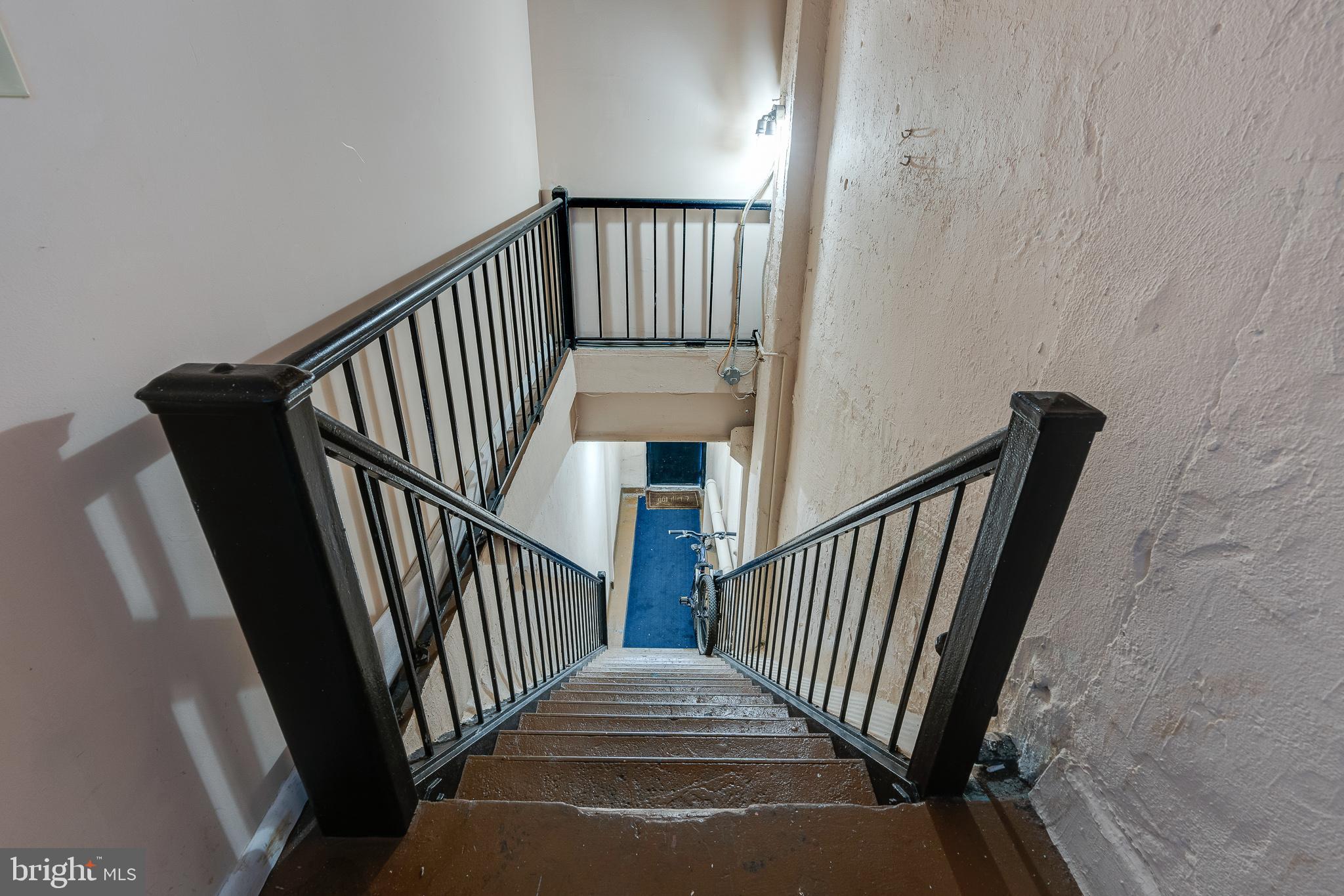 NEWBOLD - Commercial Sale