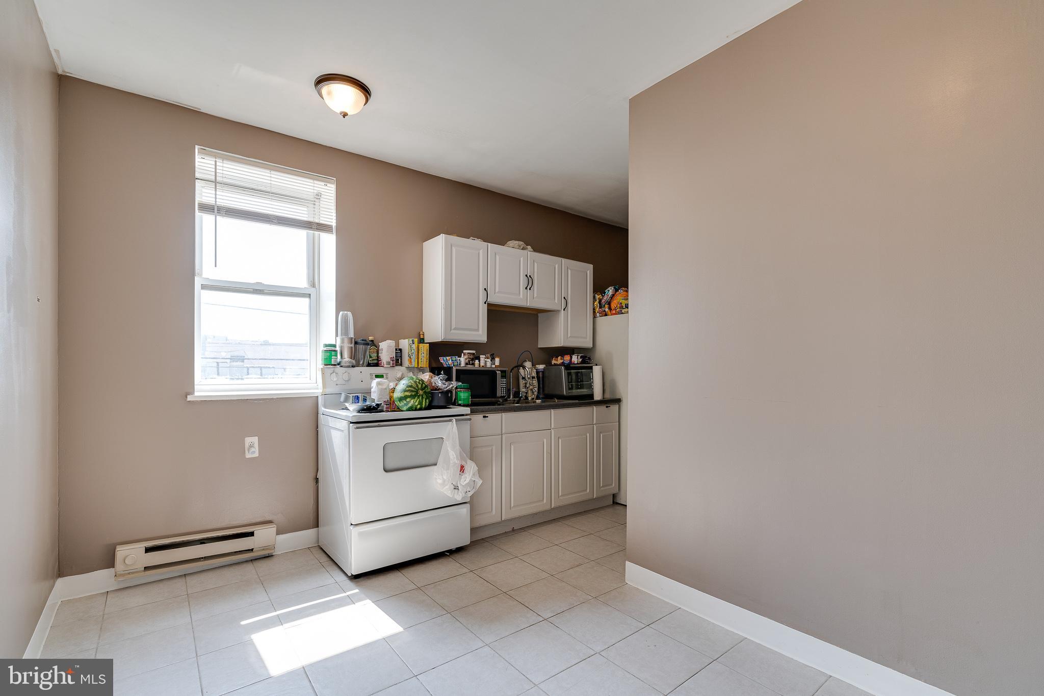 NEWBOLD - Commercial Sale